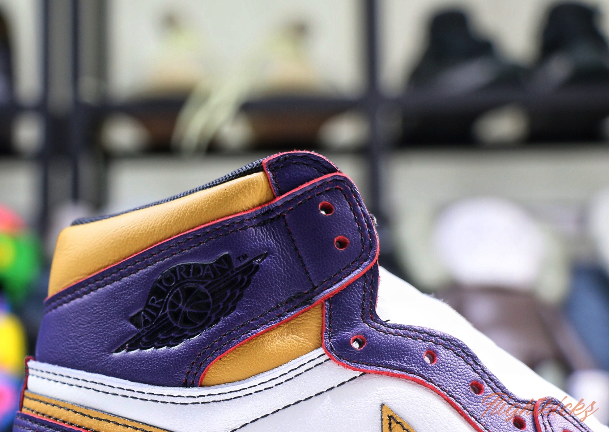 Jordan 1 Retro High OG Defiant SB LA to Chicago