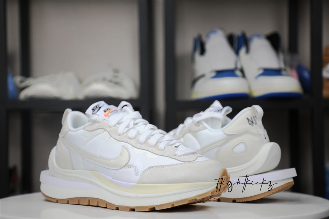 Sacai x Nike VaporWaffle SP “Sail” 2021 (LN5 A1)