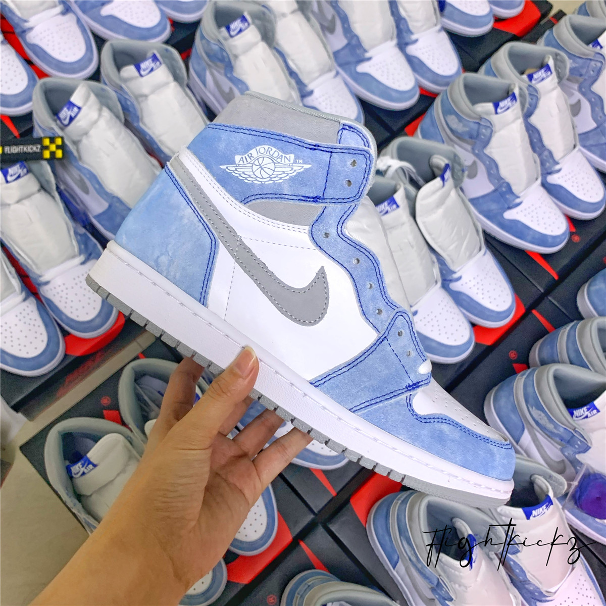 Jordan 1 Retro High OG Hyper Royal 2021(LN5 A1)