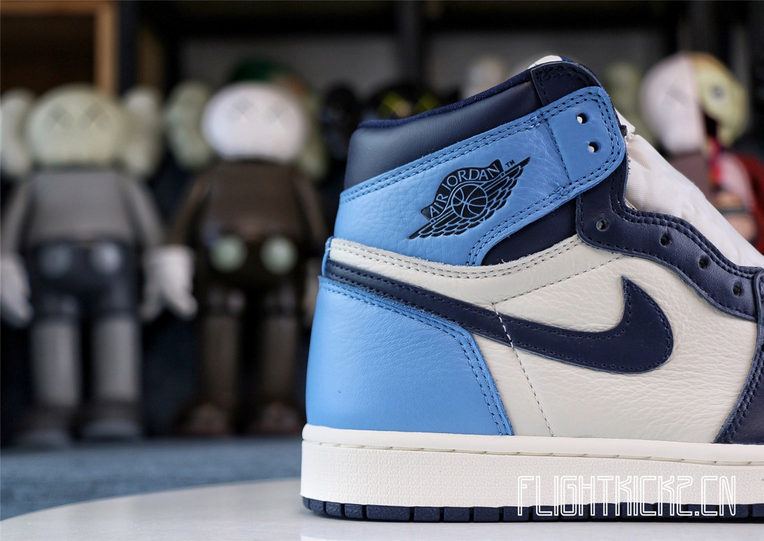 Jordan 1 Retro High Obsidian UNC