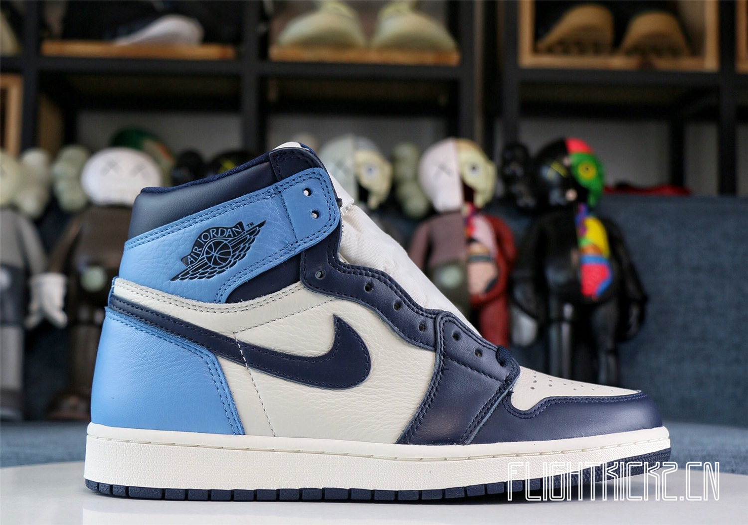 Jordan 1 Retro High Obsidian UNC