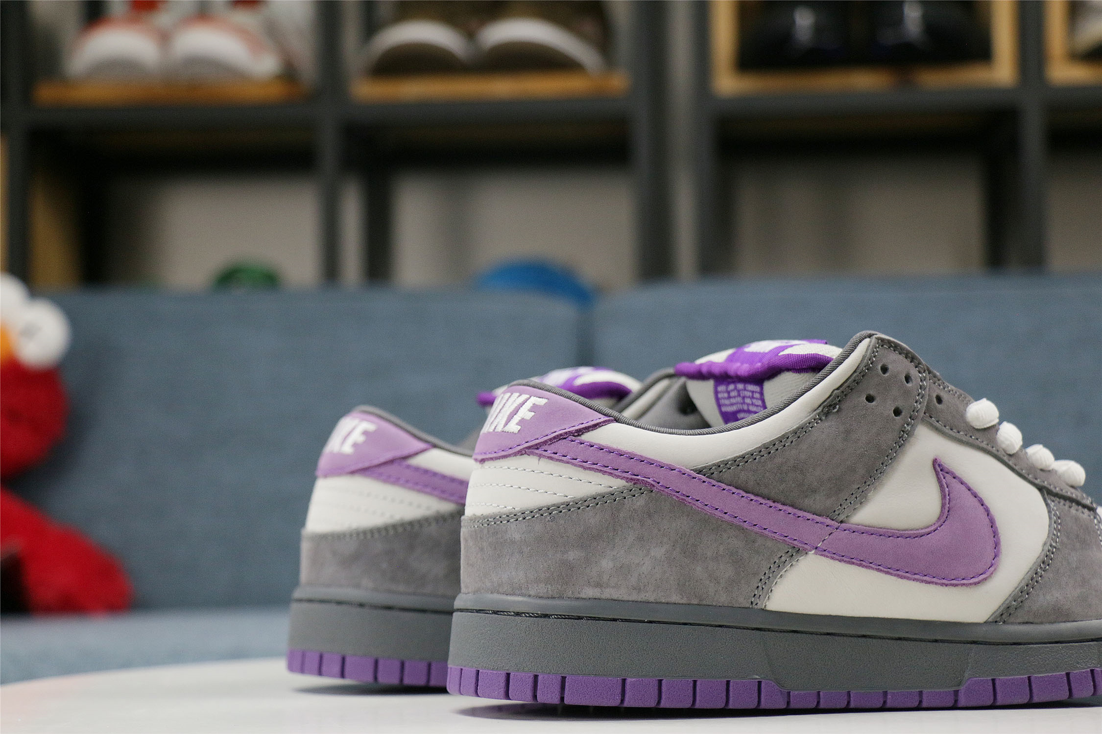 Nike Dunk SB Low Purple Pigeon