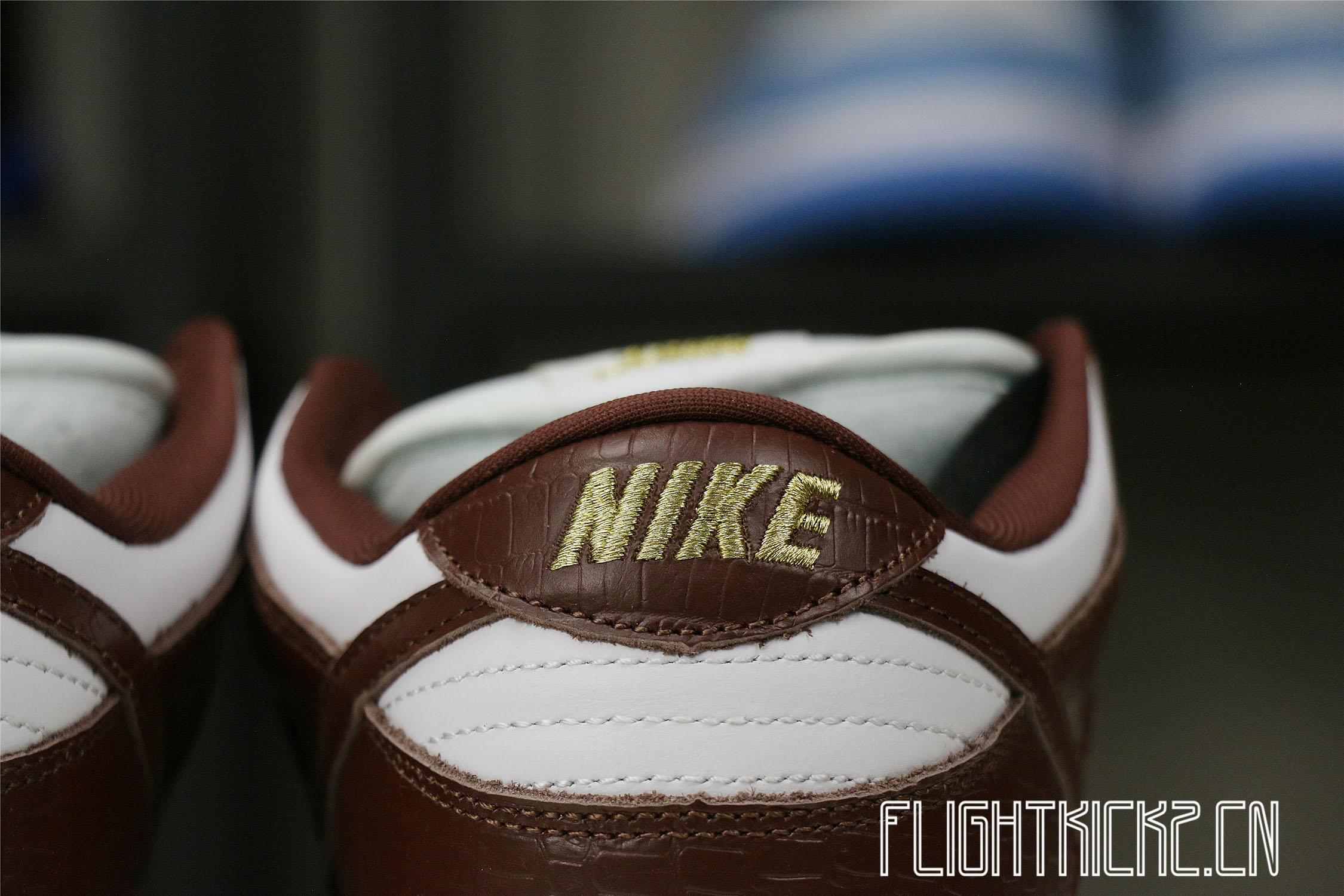 Nike SB Dunk Low Supreme Barkroot Brown