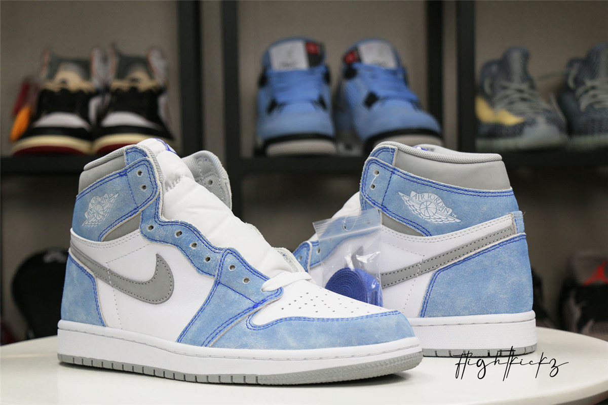 Jordan 1 Retro High OG Hyper Royal 2021(LN5 A1)