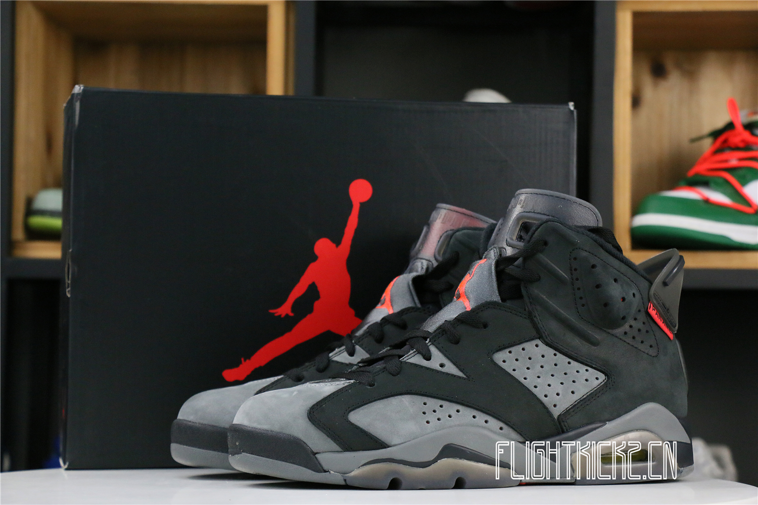 PARIS SAINT-GERMAIN X AIR JORDAN 6 RETRO ‘IRON GREY’