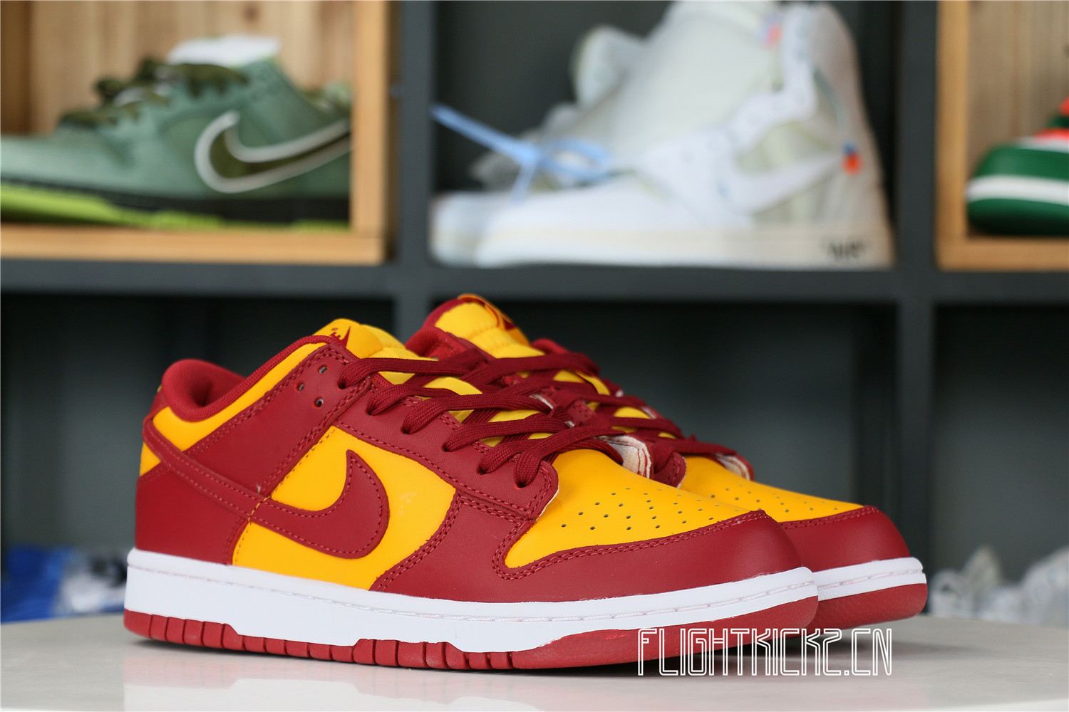 Nike Dunk Low Midas Gold