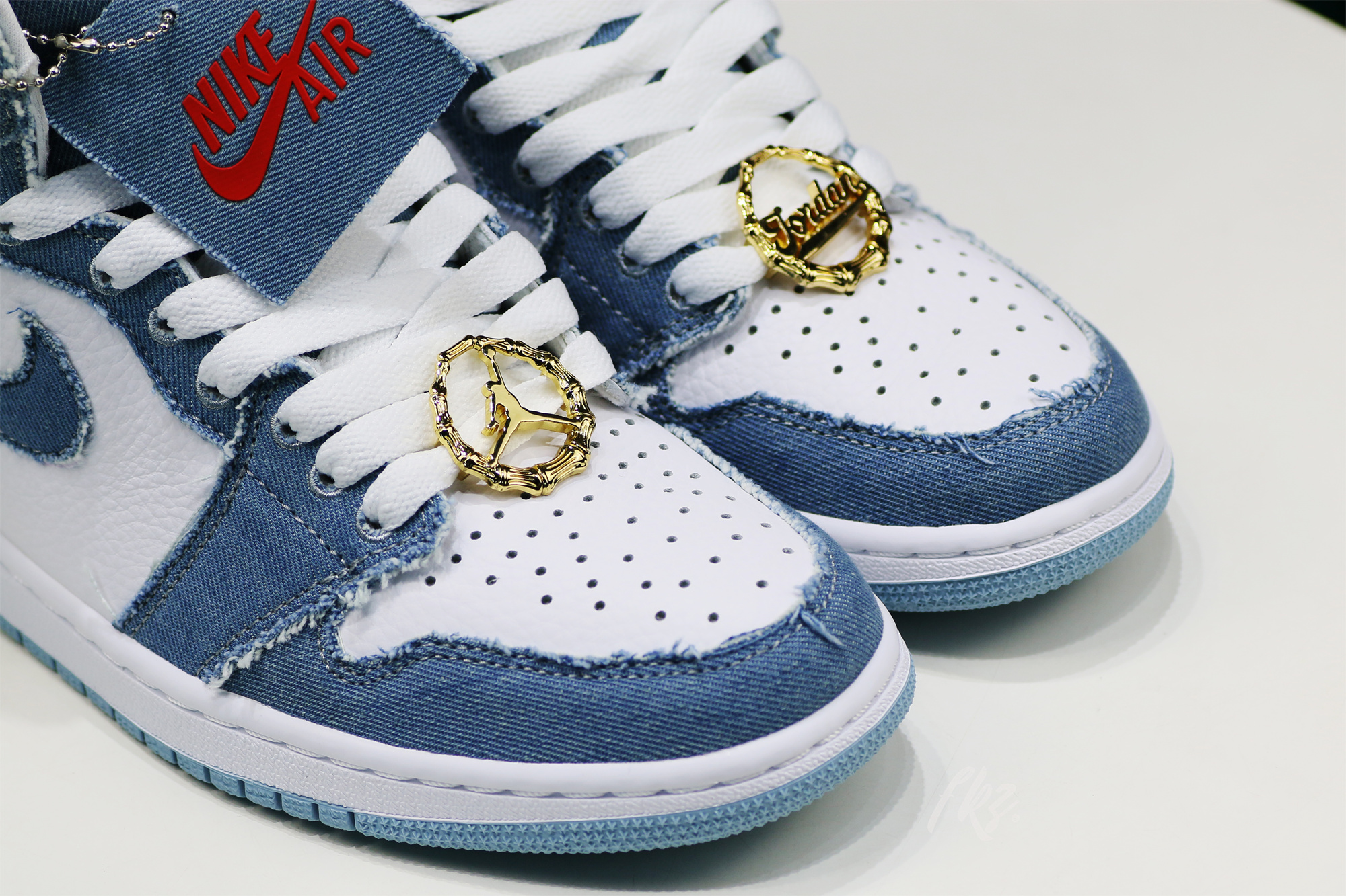 Air Jordan 1 High OG WMNS Denim 2022