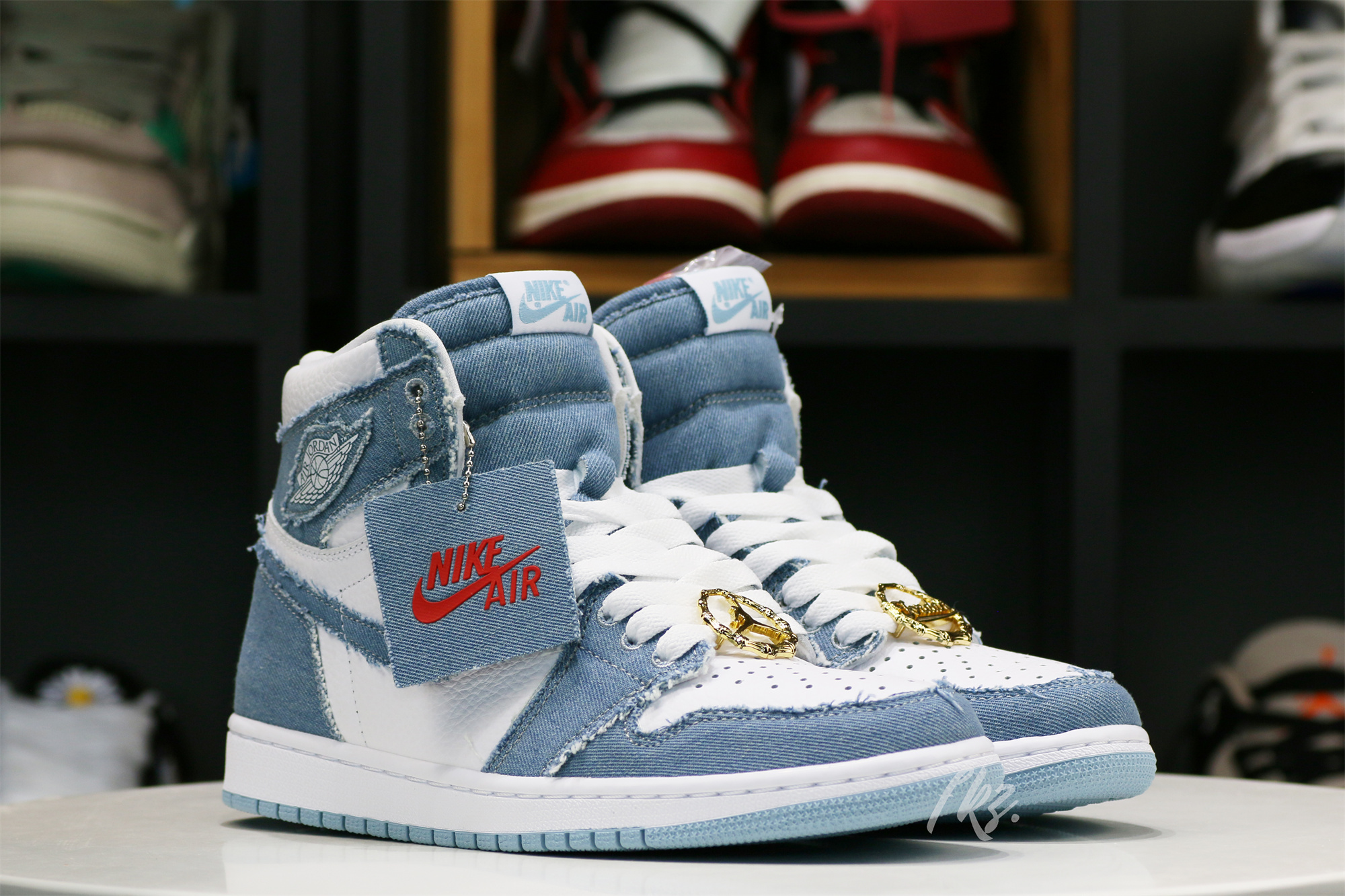 Air Jordan 1 High OG WMNS Denim 2022