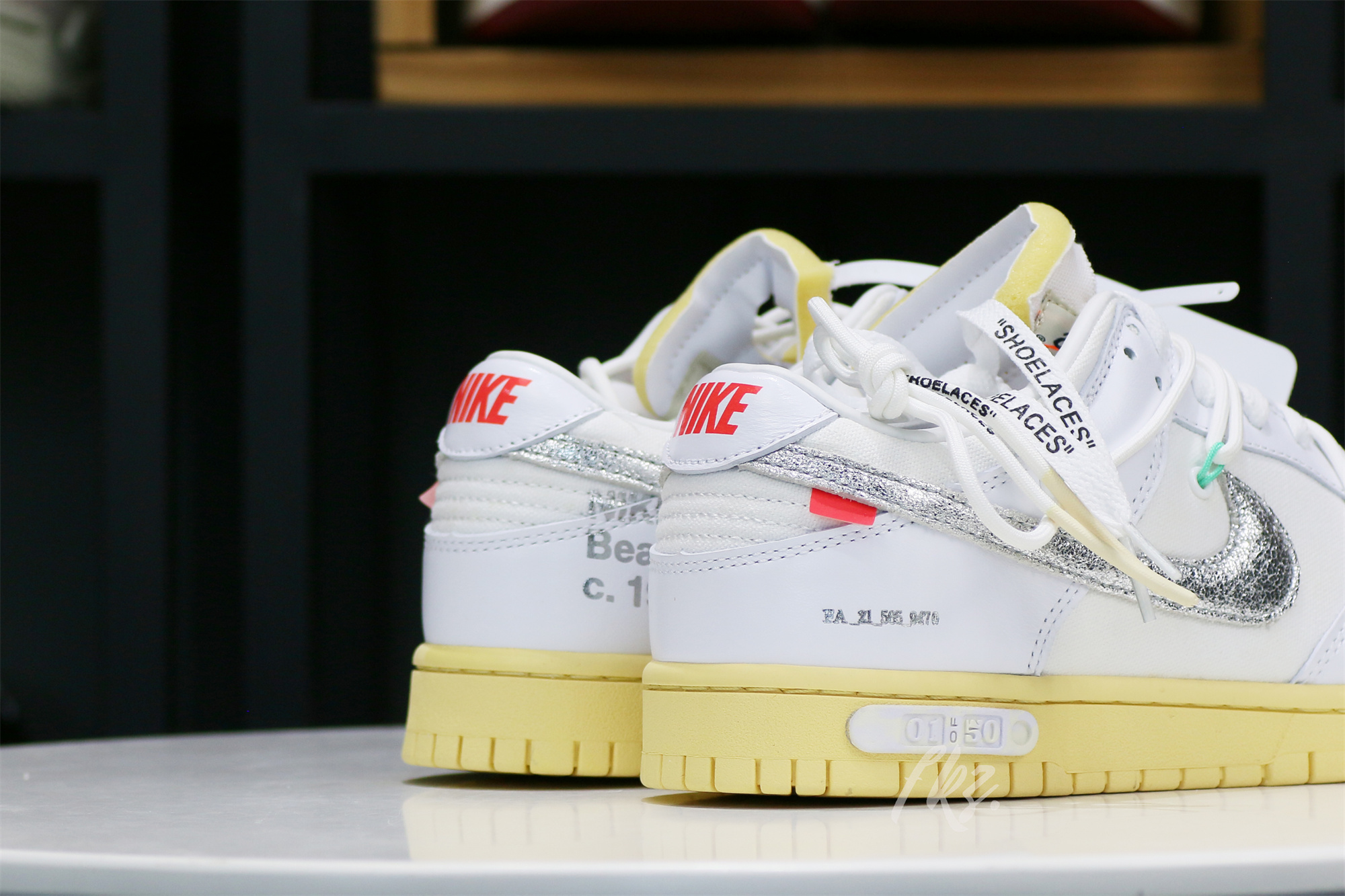 Nike Dunk Low Off-White Lot 1