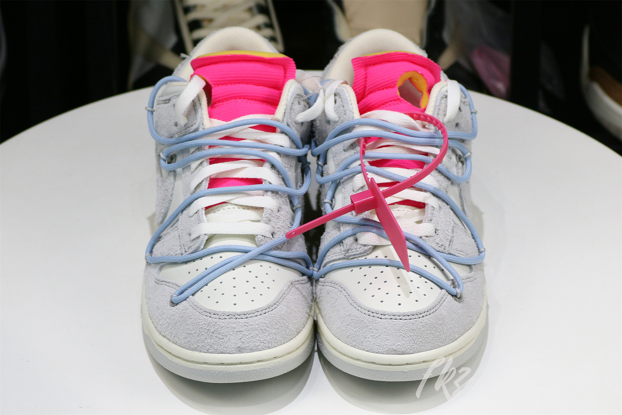 Nike Dunk Low Off-White Lot 38