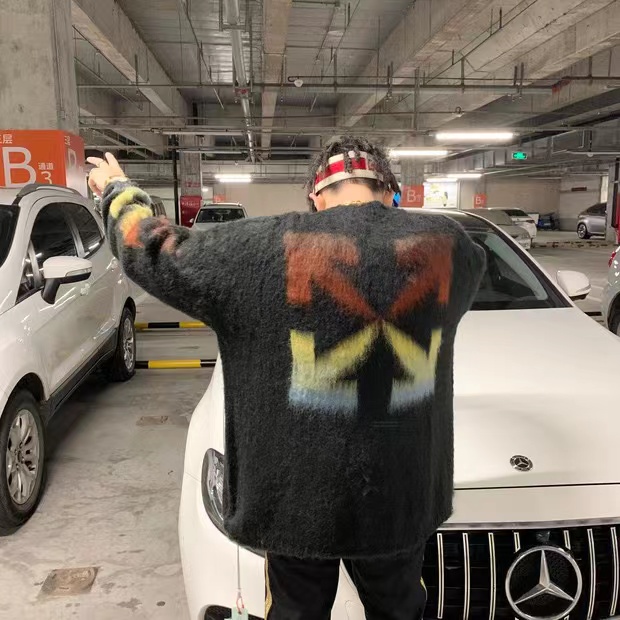 OFF WHITE Mohair Sweater Arrow Gradient
