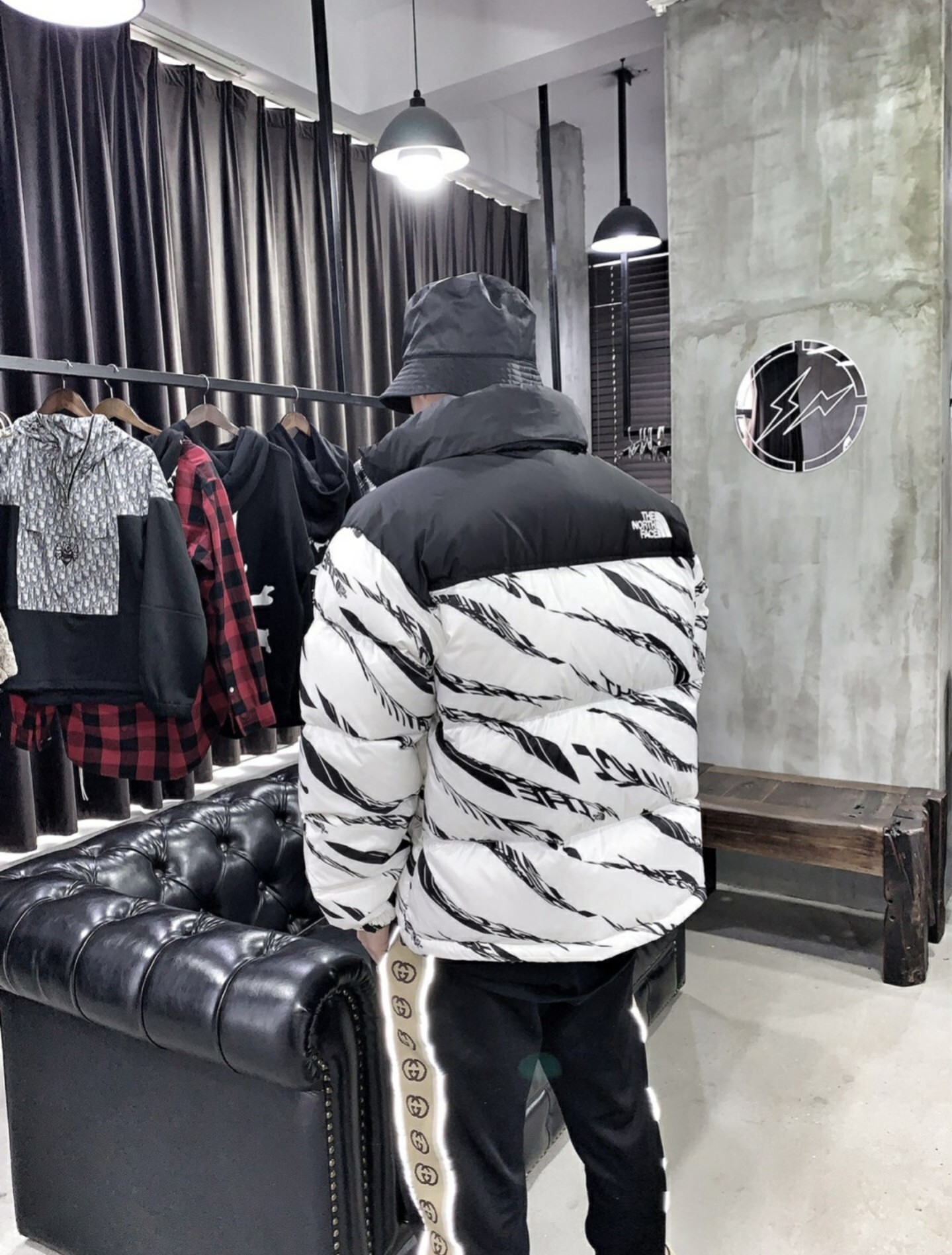 White ‘ZebraLogoPattern’ Down Jacket