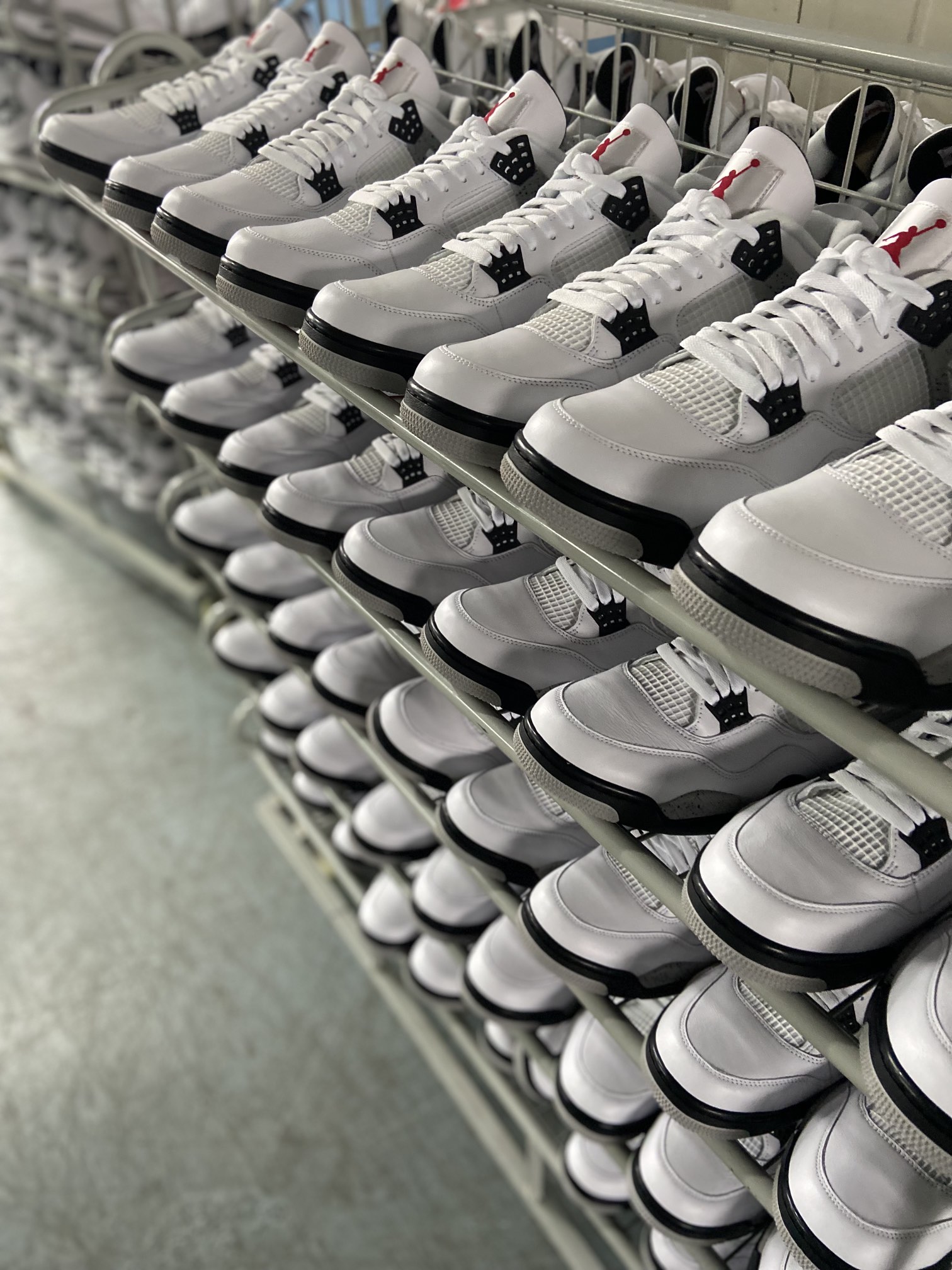 Jordan 4 Retro White Cement 2016( Ln5 A1 )