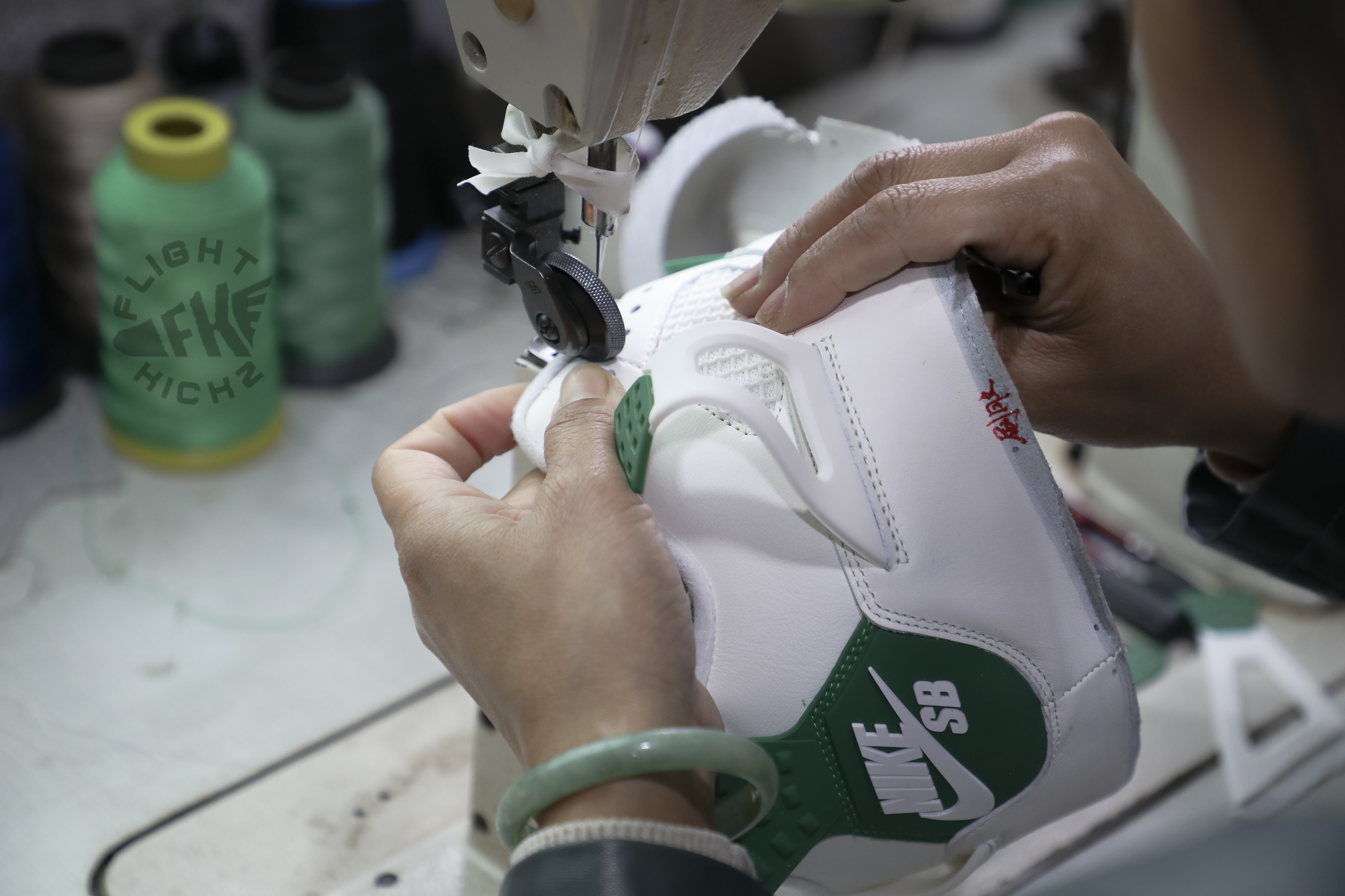 Nike SB x Air Jordan 4 “Pine Green” 2023 (LN5 A1 Batch)