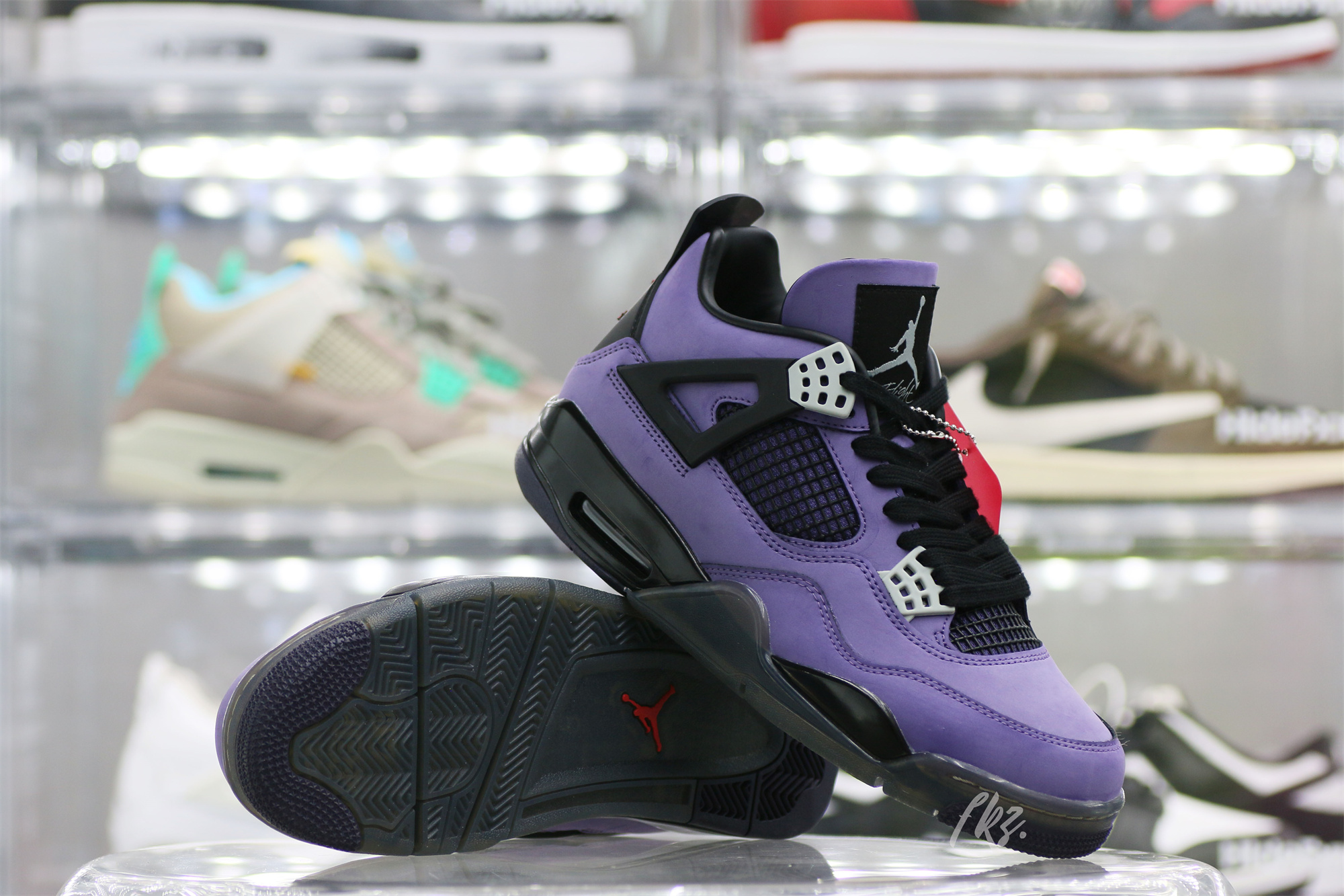 Jordan 4 Retro Travis Scott Purple (Friends And Family)