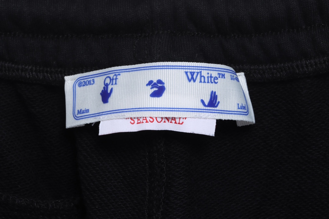 OW ECG printed shorts