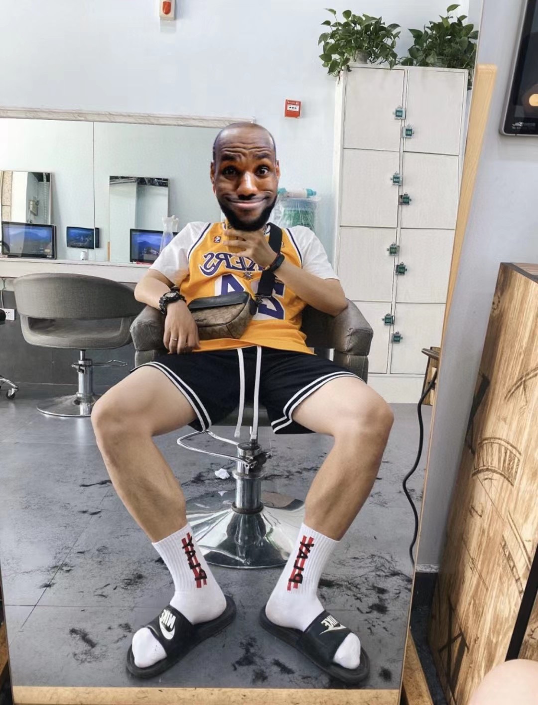 Lakers No. 24 Kobe Bryant home jersey