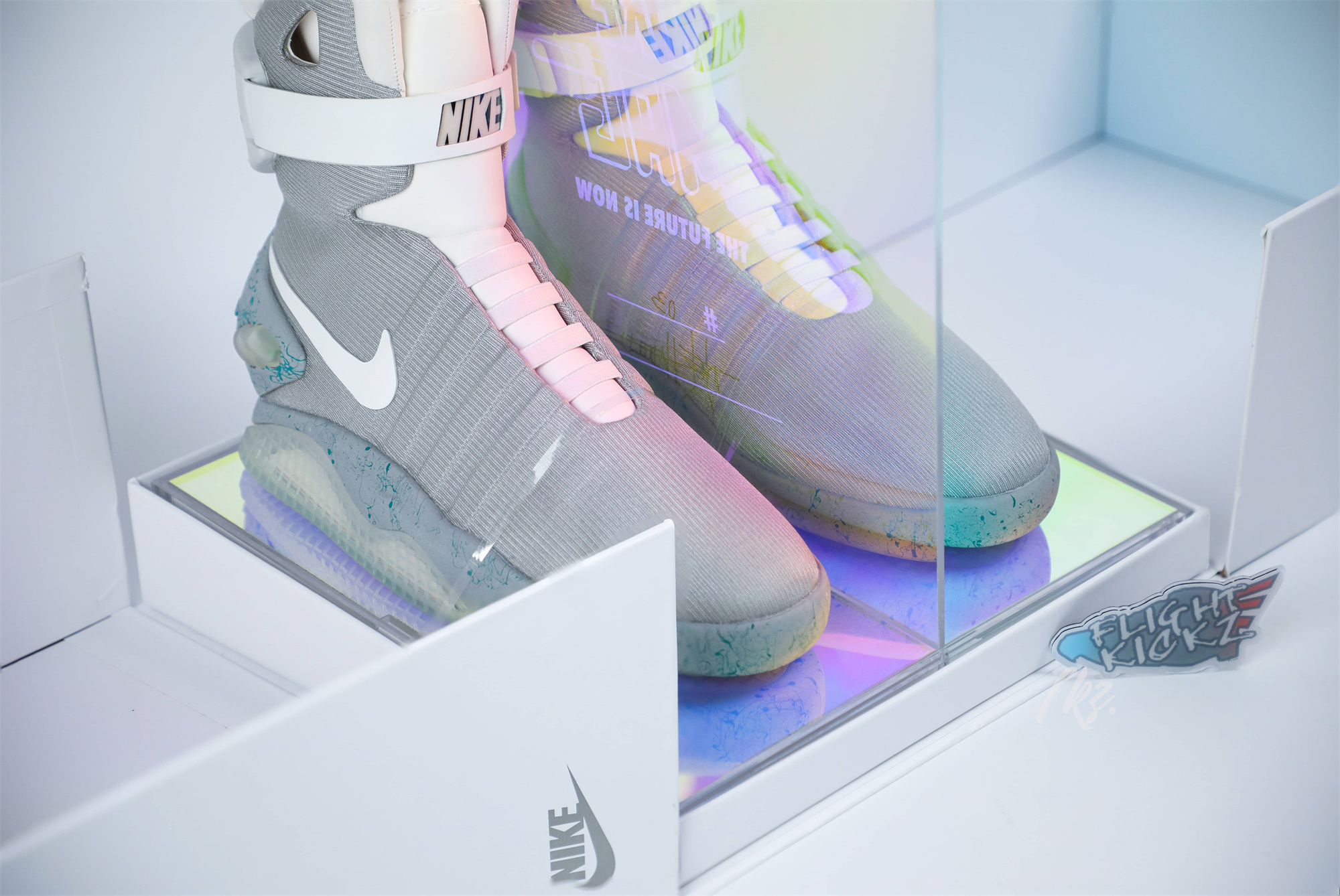 Nike MAG Back To The Future (2016)