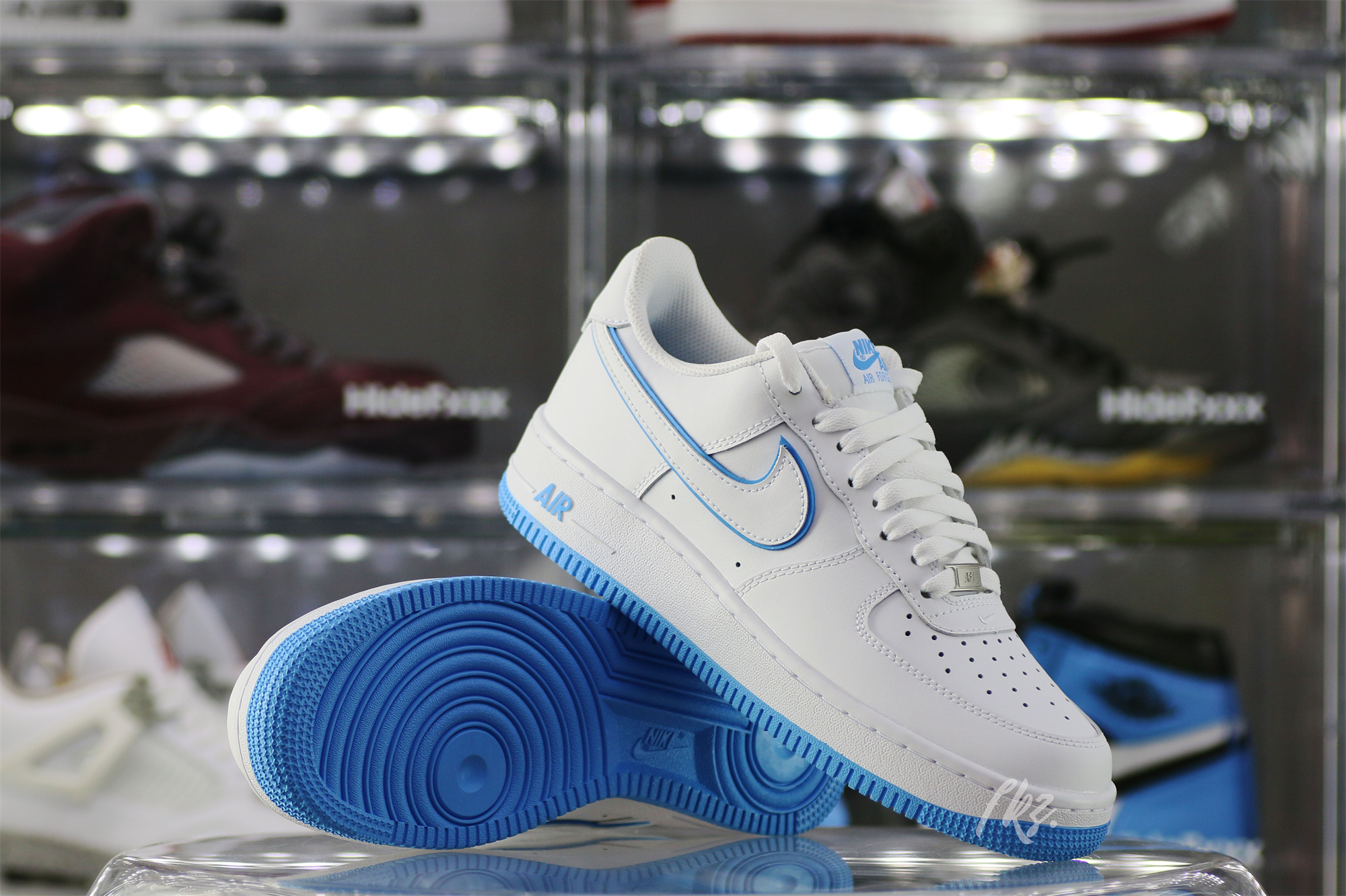 Nike Air Force 1 ’07 Low White University Blue Sole