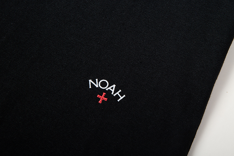 N0ah Cross logo short-sleeved T-shirt