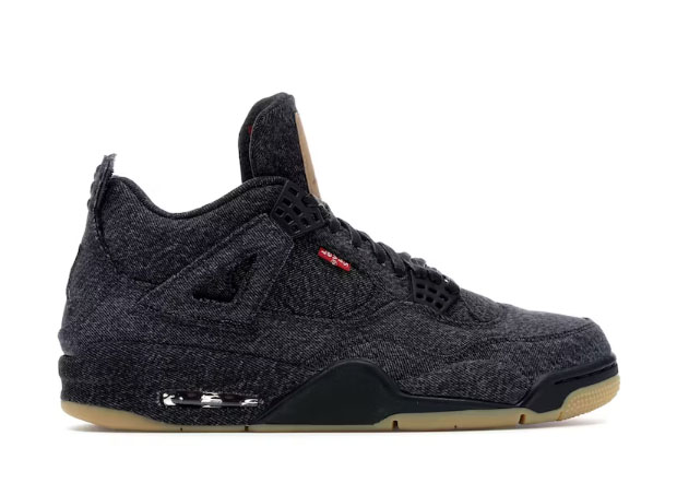 Air Jordan 4 Retro Levi’s Black (Levi’s Tag)