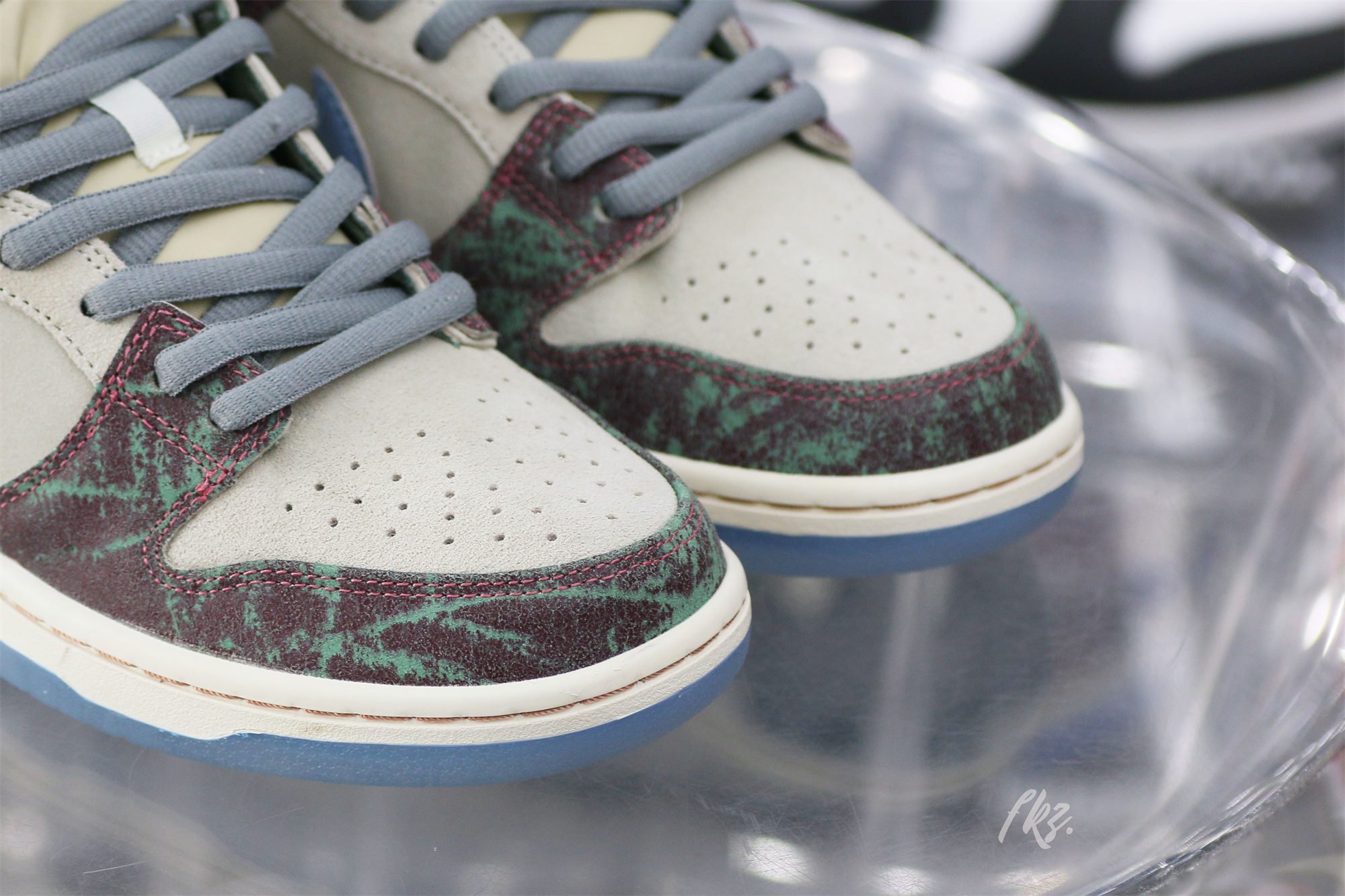 Nike SB Dunk Low Crenshaw Skate Club