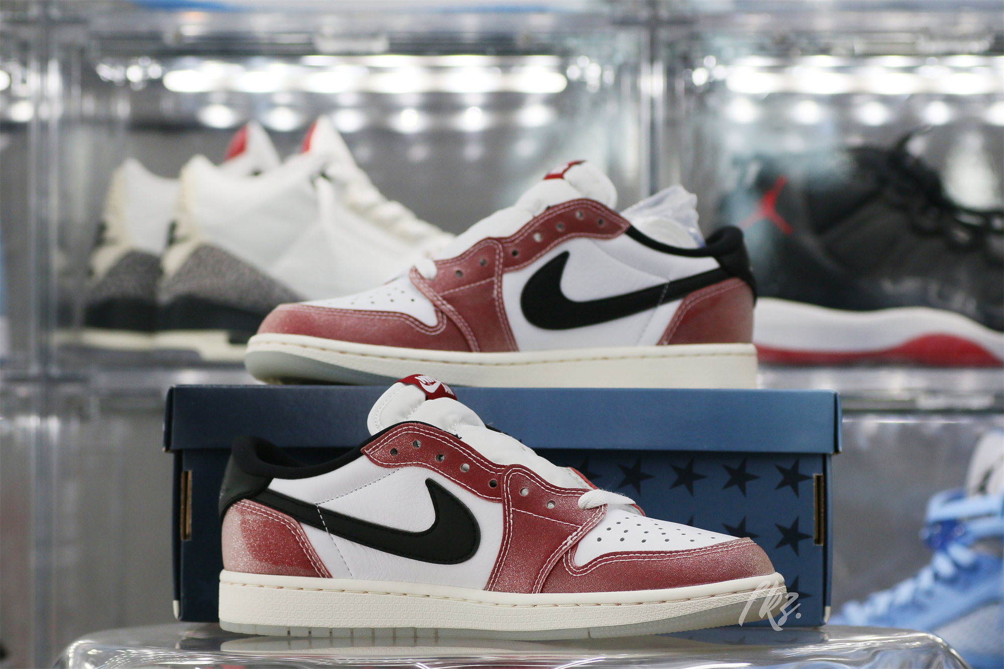 Trophy Room x Air Jordan 1 OG Low 2023