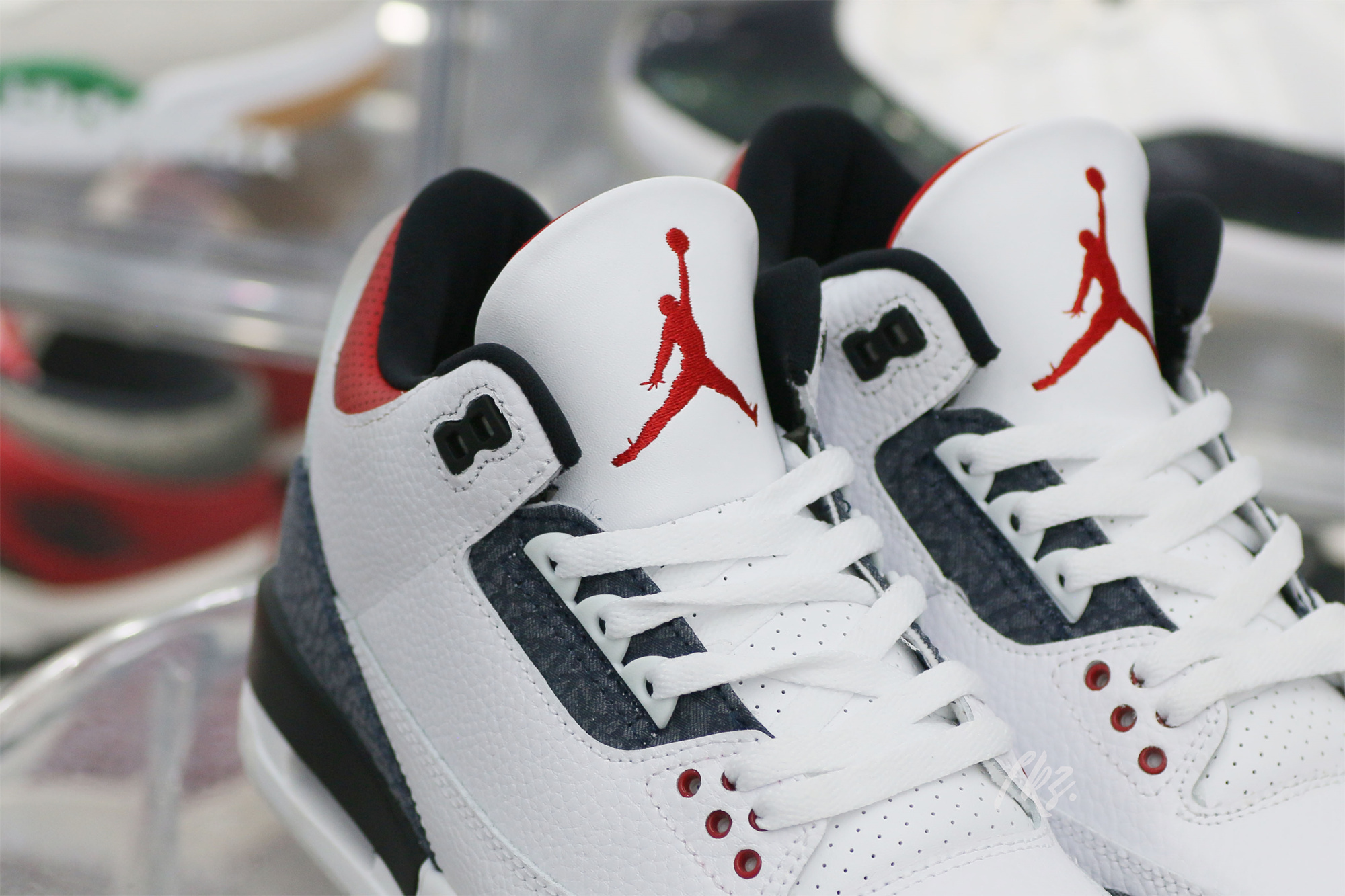 Jordan 3 Retro SE Fire Red Denim 2020