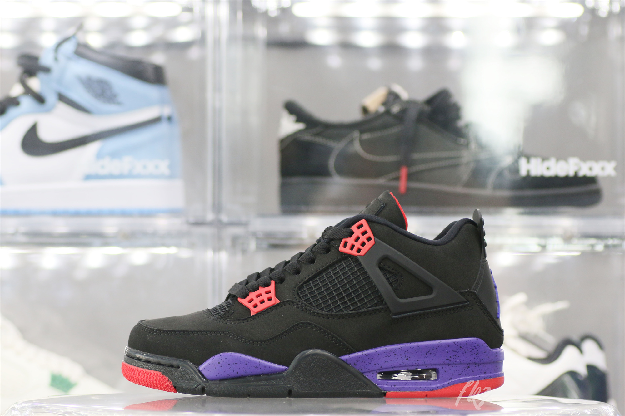 Air Jordan 4 Retro Raptors（2018）