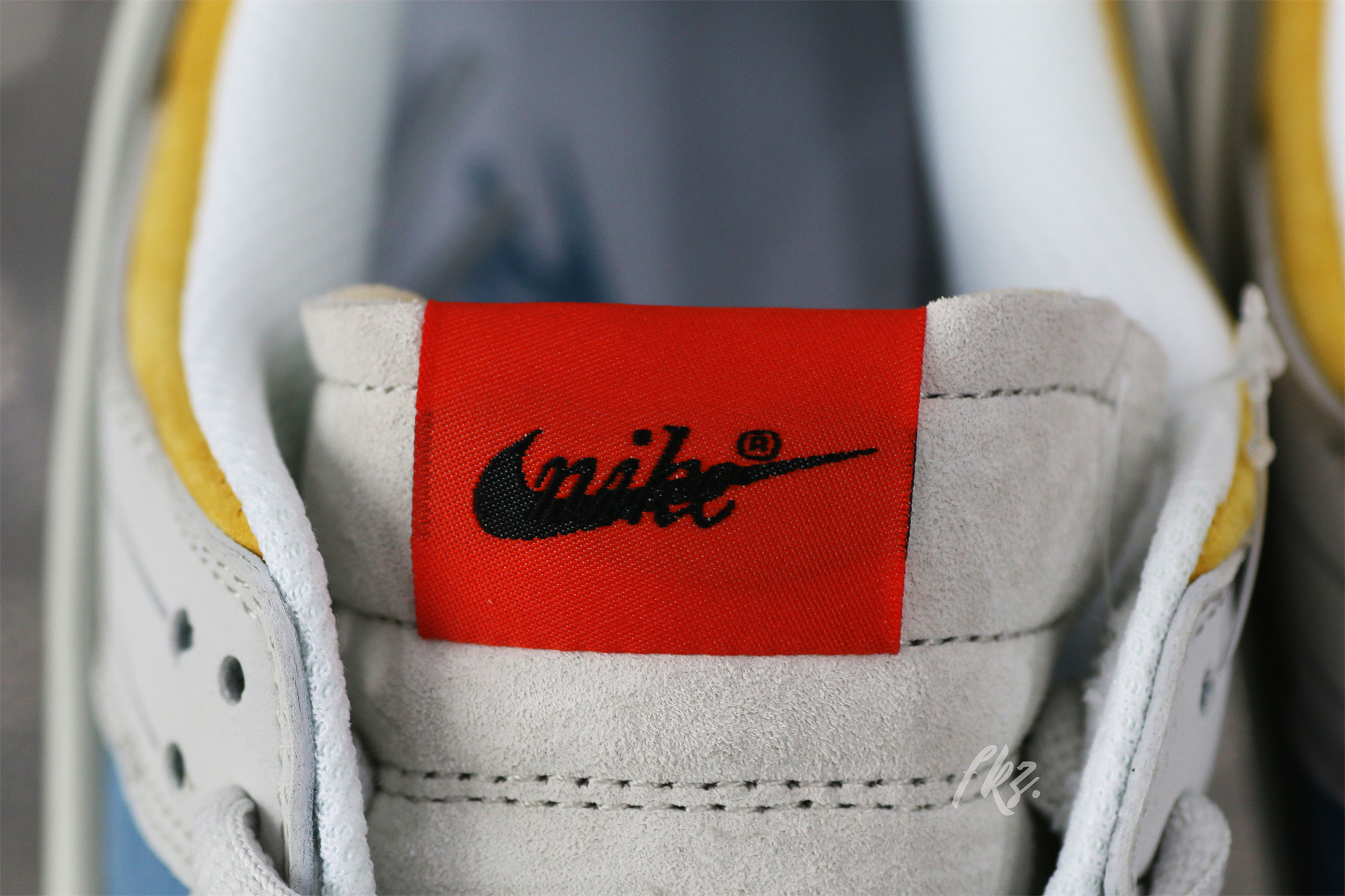 Nike SB Dunk Low & Athena Sail Blun White Grey