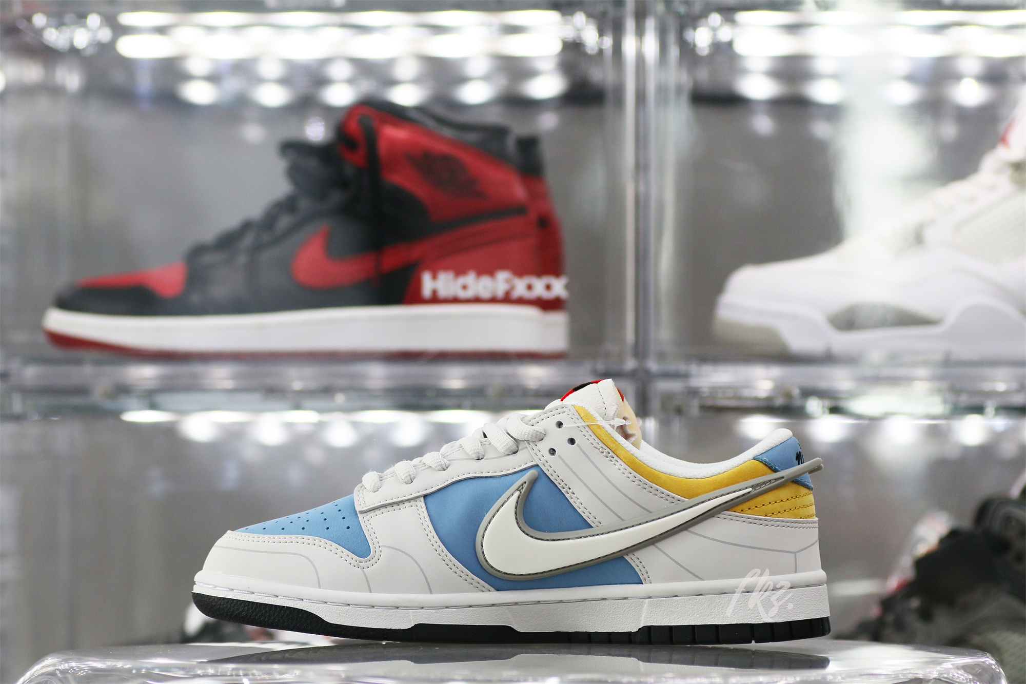 Nike SB Dunk Low & Athena Sail Blun White Grey