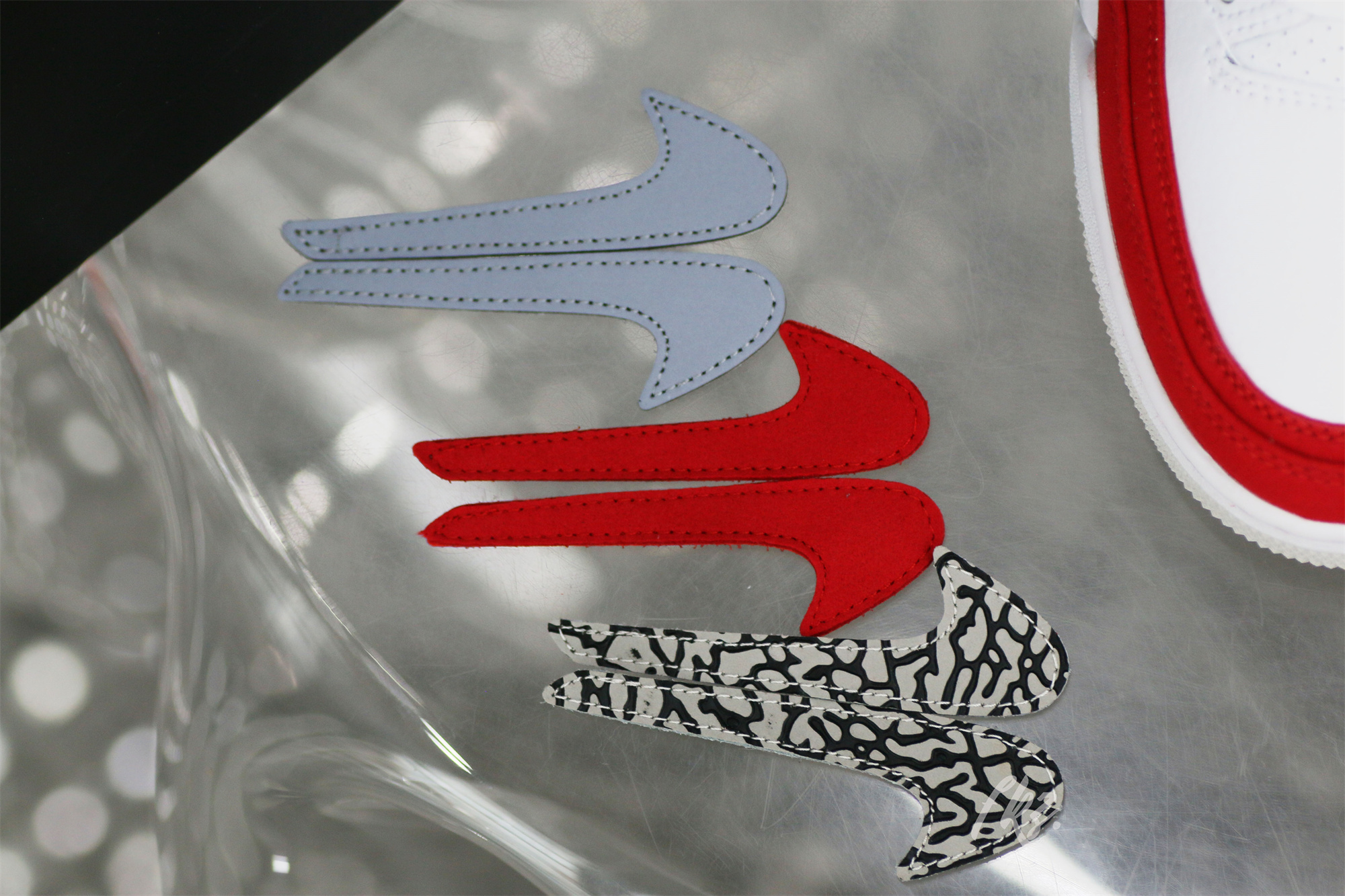 Air Jordan 3 Retro Tinker Air Max 1 – University Red