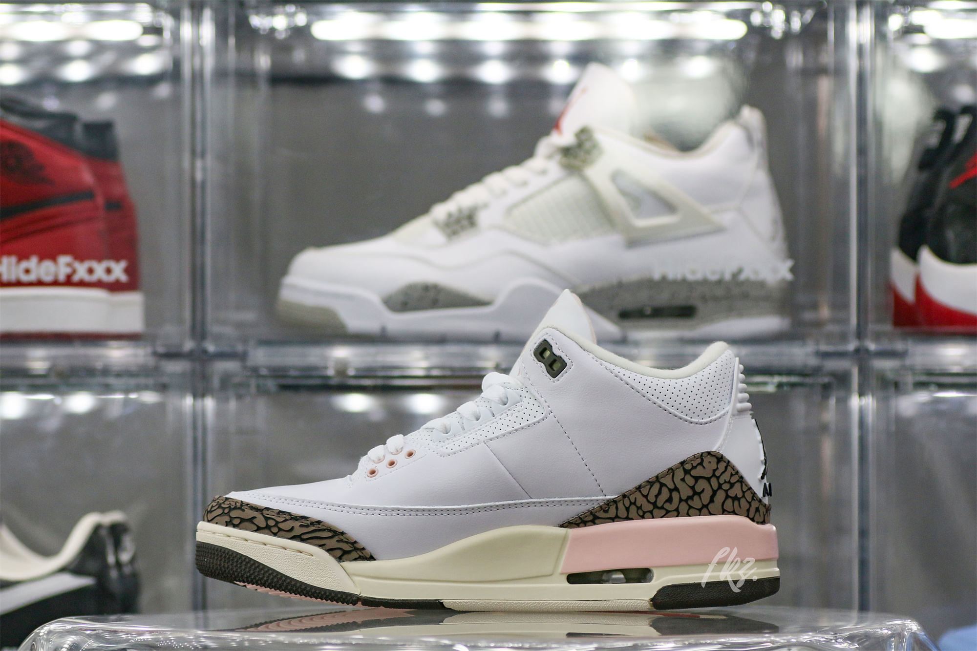 Air Jordan 3 Retro Neapolitan Dark Mocha