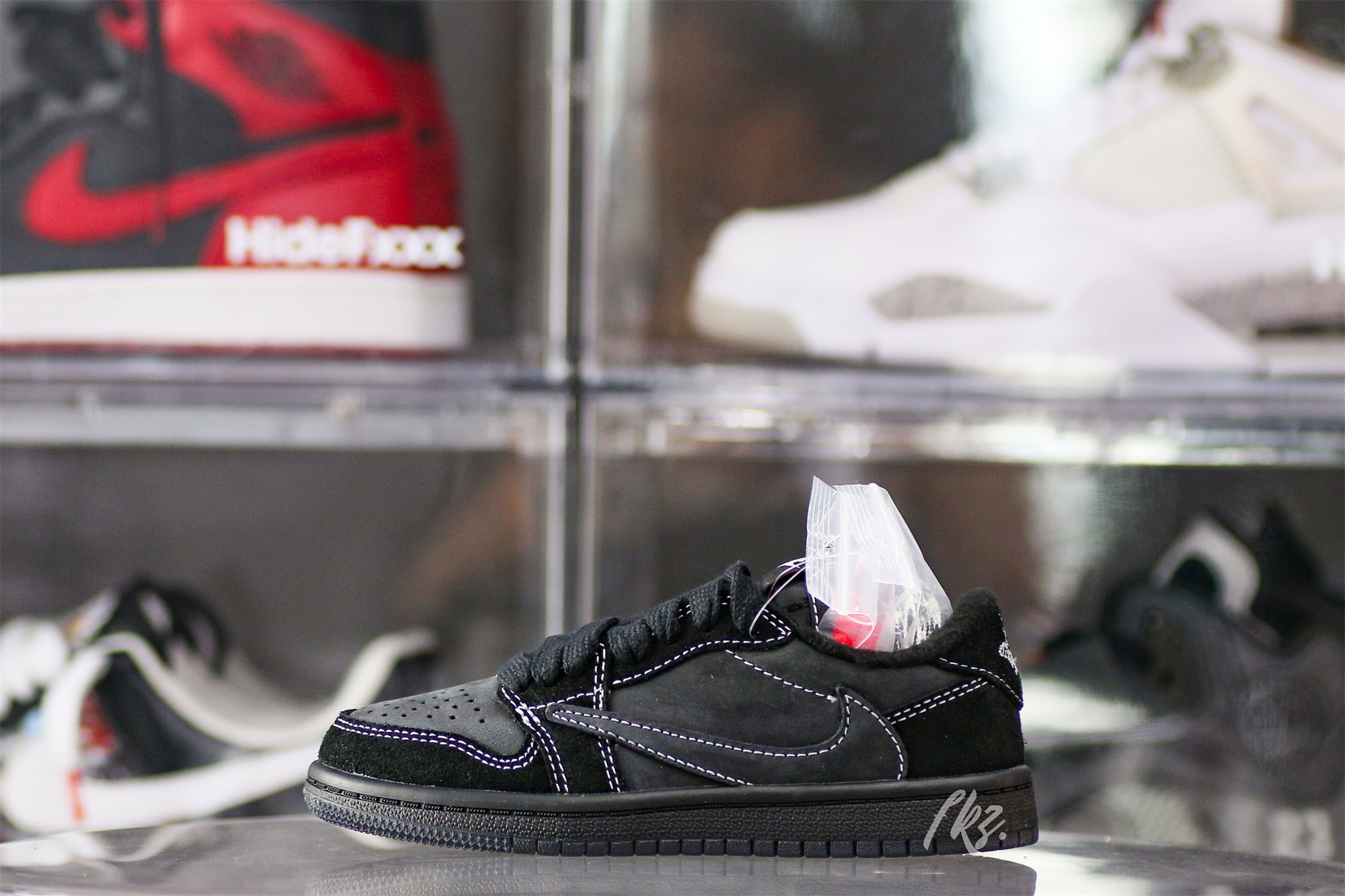 Travis Scott x Jordan 1 Retro Low OG SP Black Phantom Kid (LN5 A1)