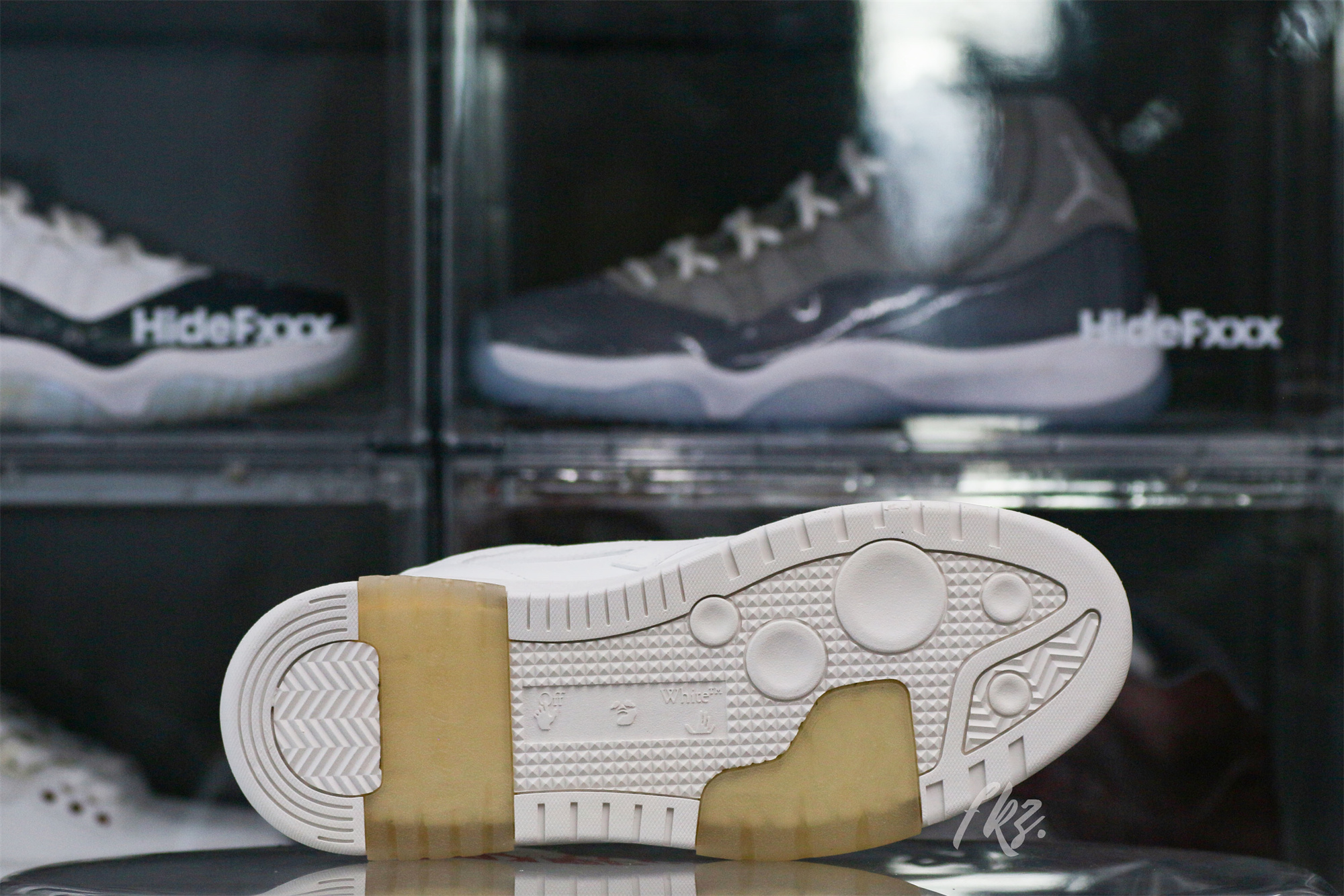 OFF-WHITE White & Red Out of Office ‘OOO’ sneakers