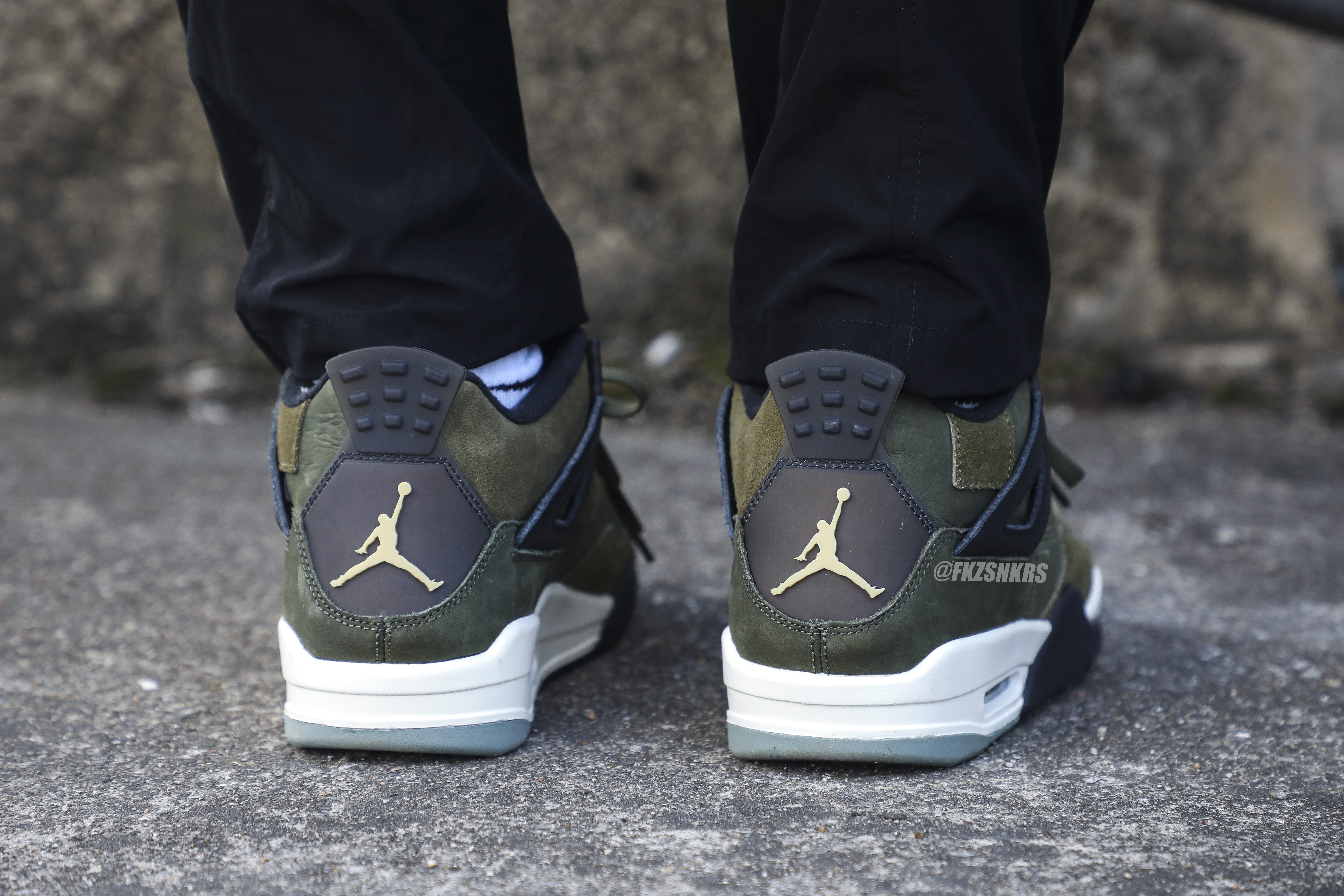 Air Jordan 4 Retro SE Craft Medium Olive (LN5 A1)