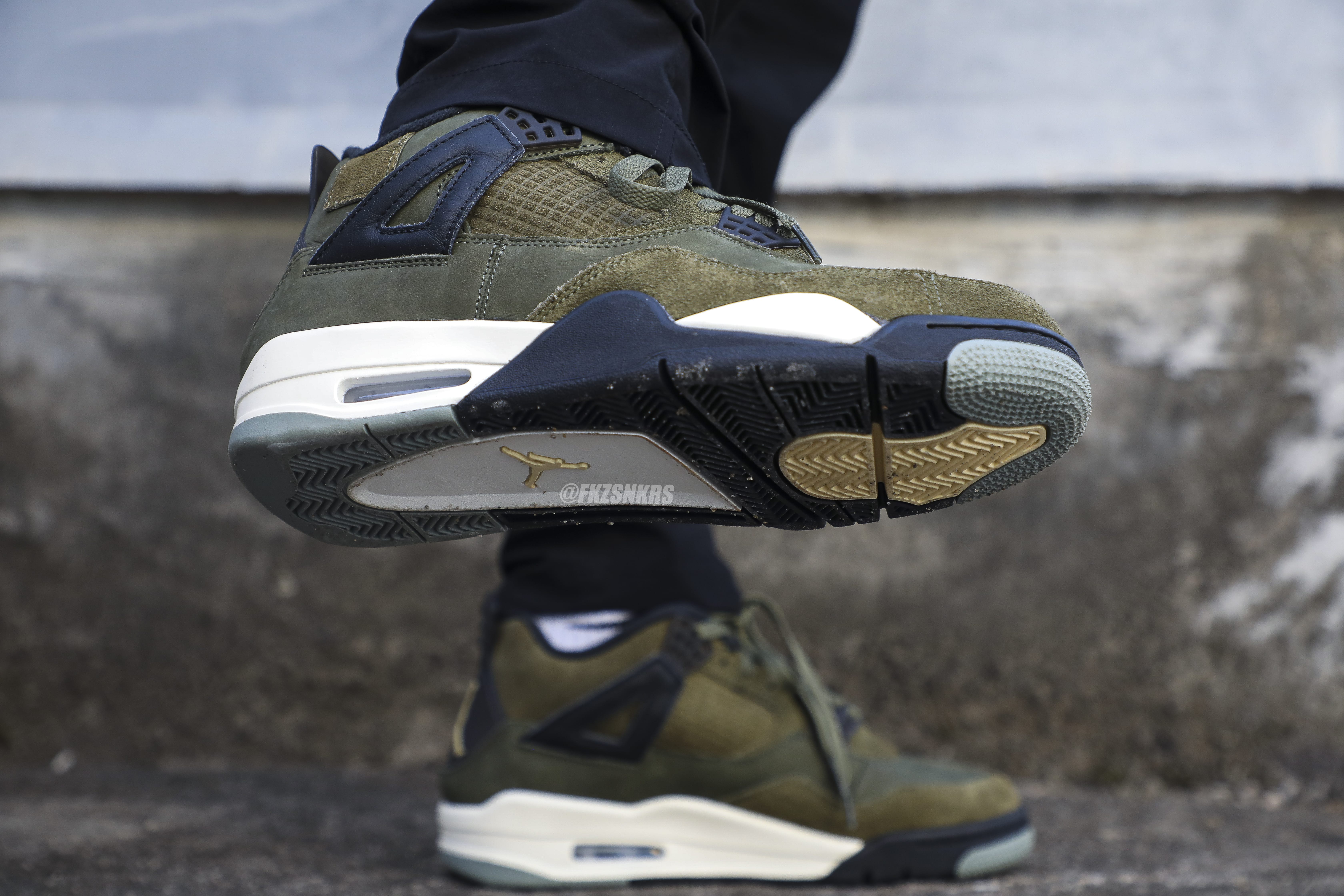 Air Jordan 4 Retro SE Craft Medium Olive (LN5 A1)