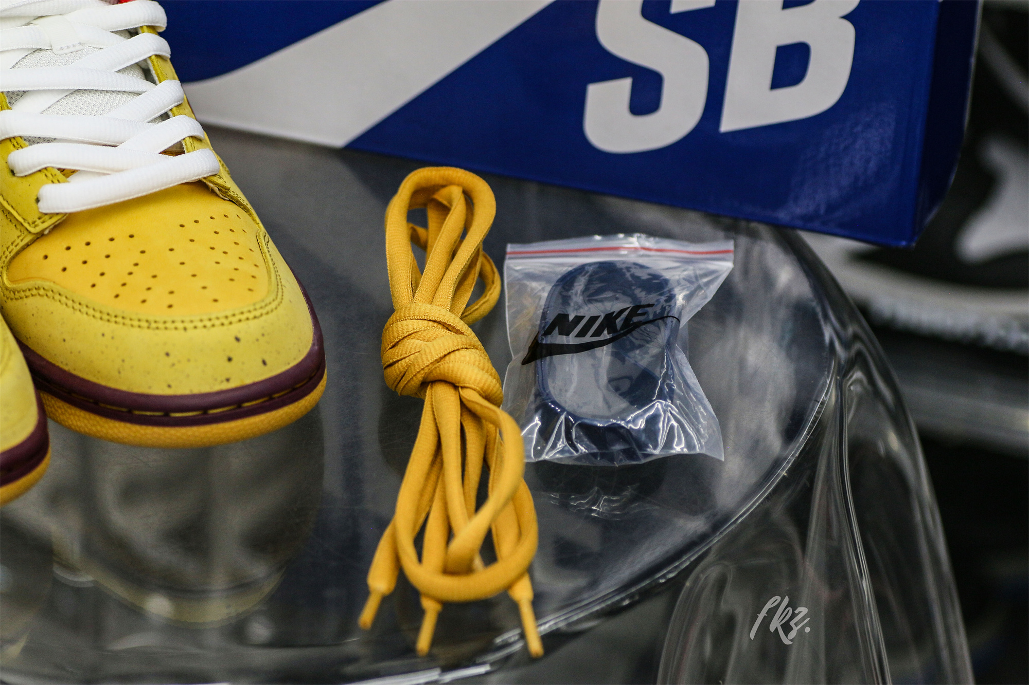 Nike SB Dunk Low Yellow Lobster