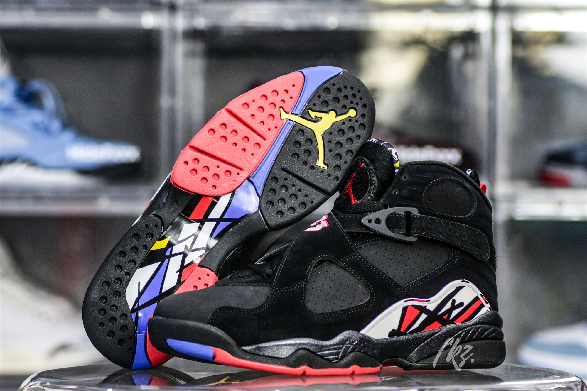 Air Jordan 8 Playoffs 2023