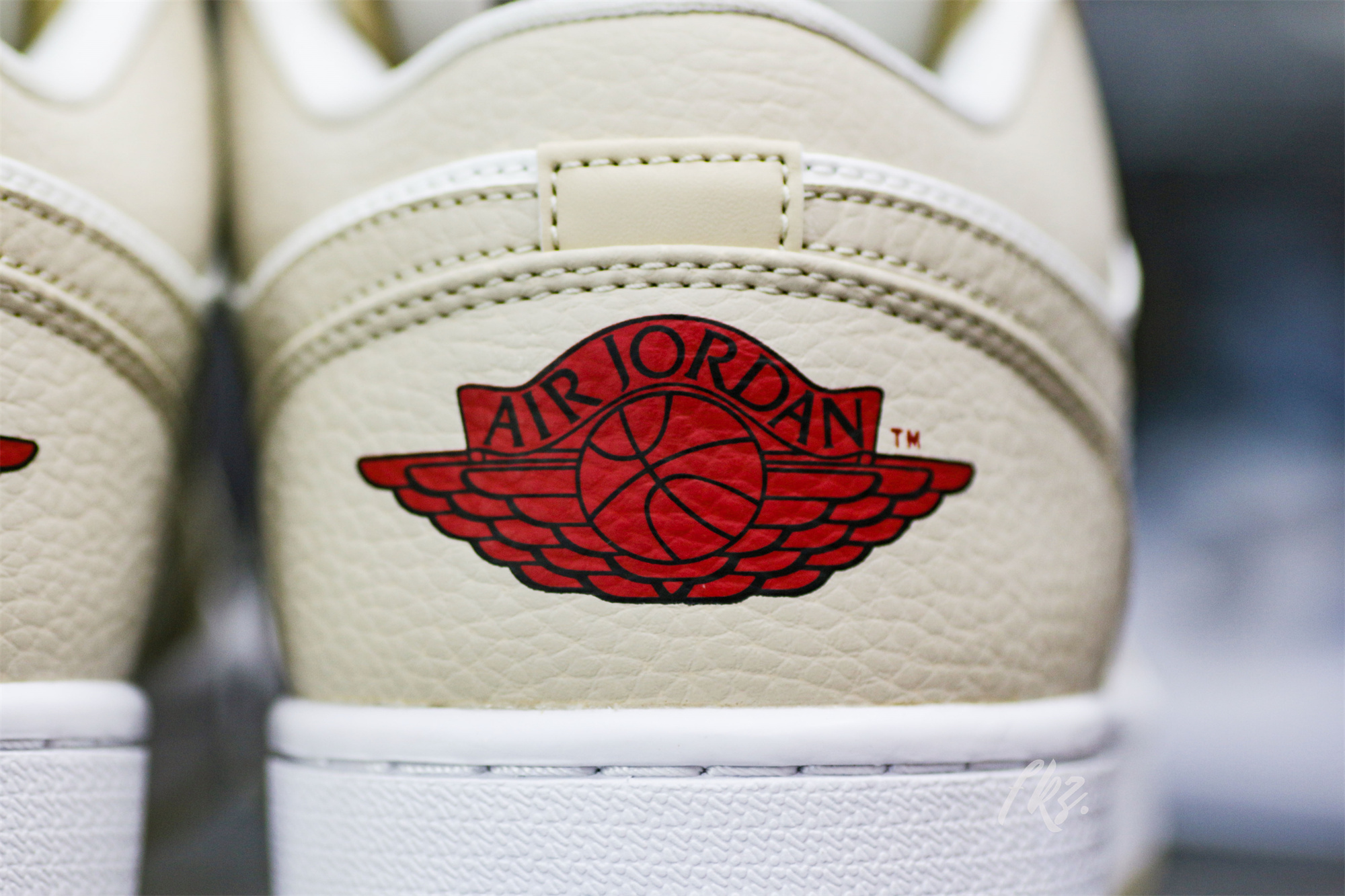 Air Jordan 1 Low SE Sail Rattan 2022