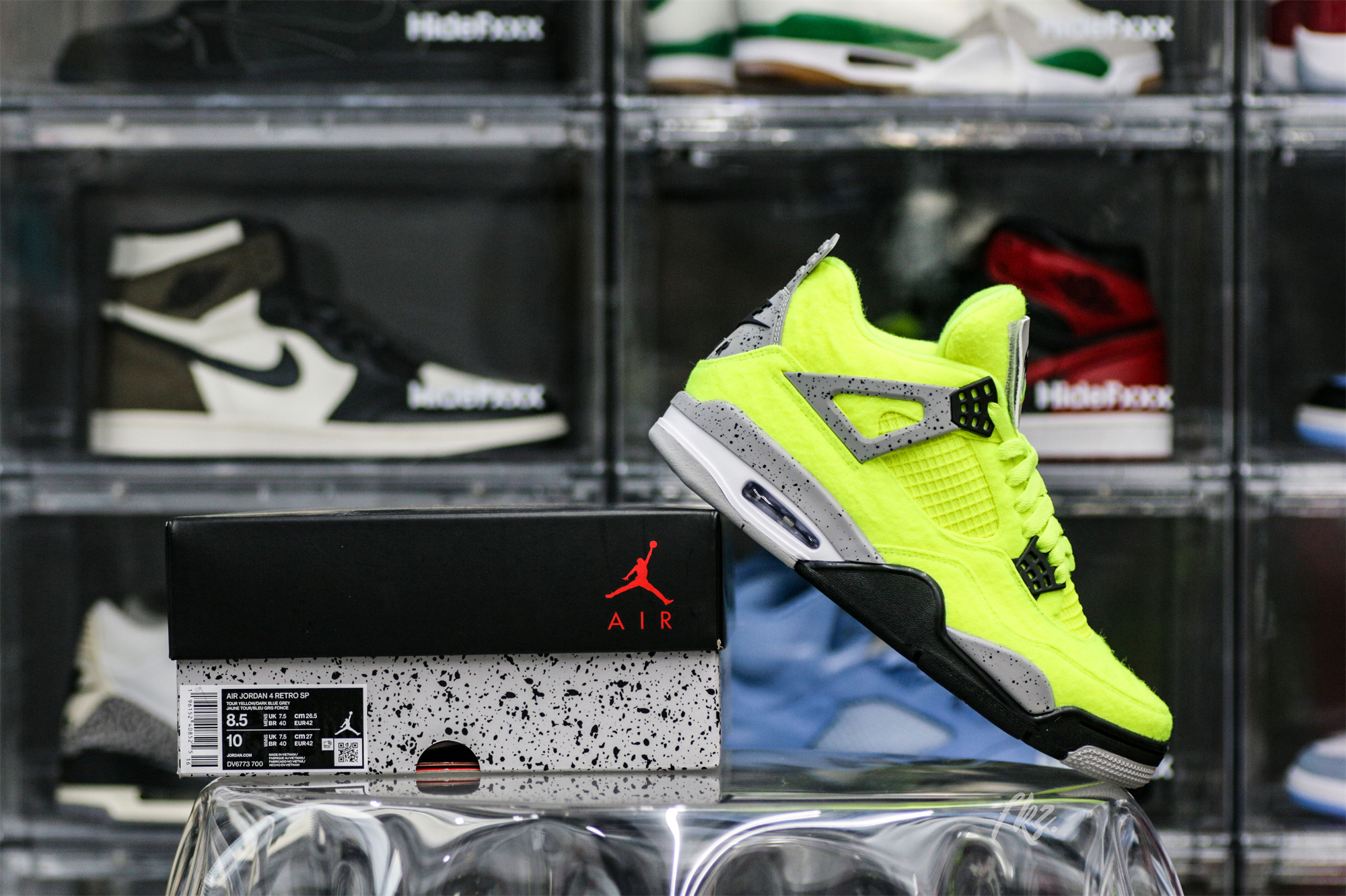Air Jordan 4 “Tennis Ball” Custom Atomic Green/Black