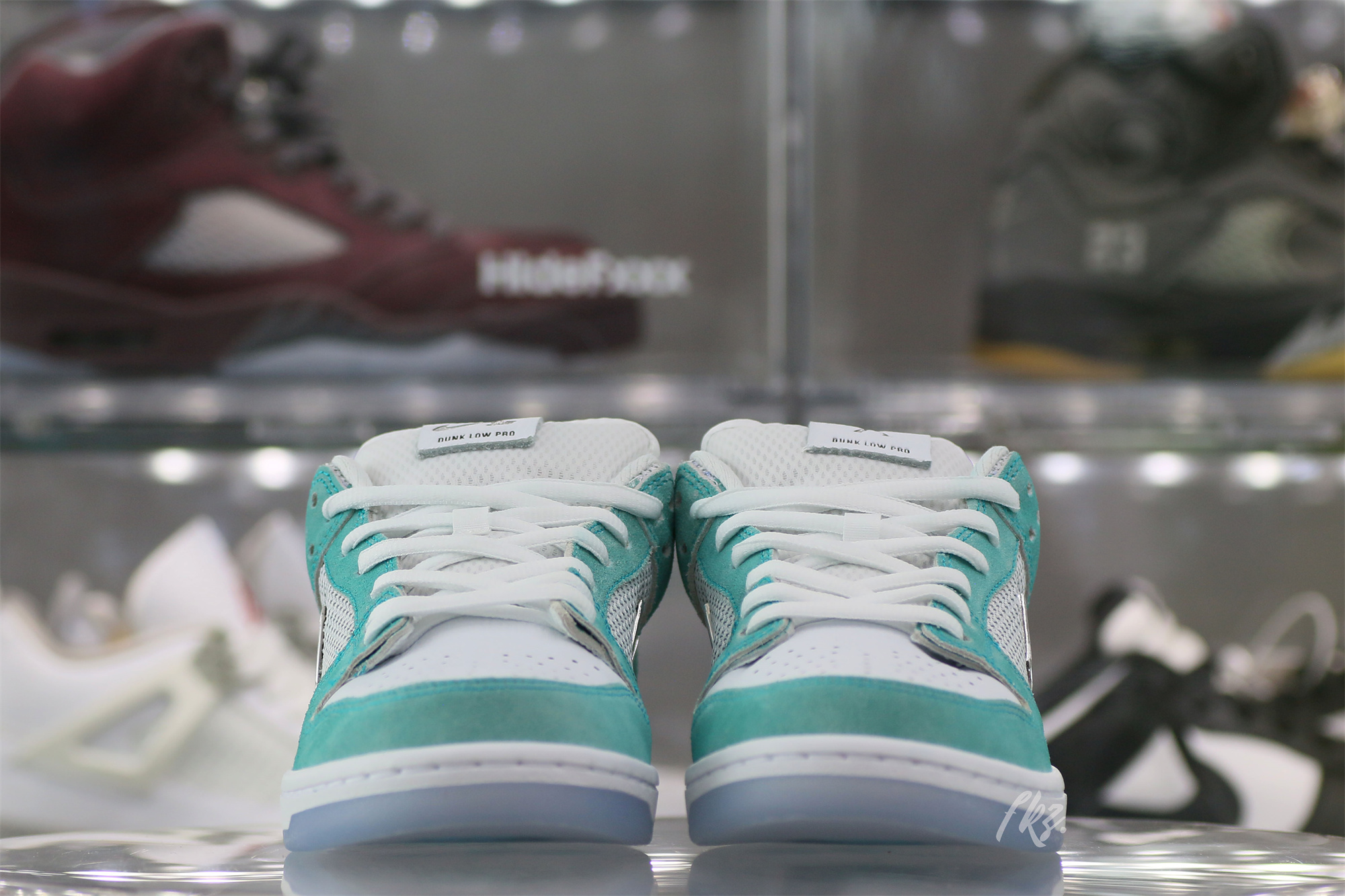 April Skateboards x Nike SB Dunk Low(Flash Sale Size9.5)