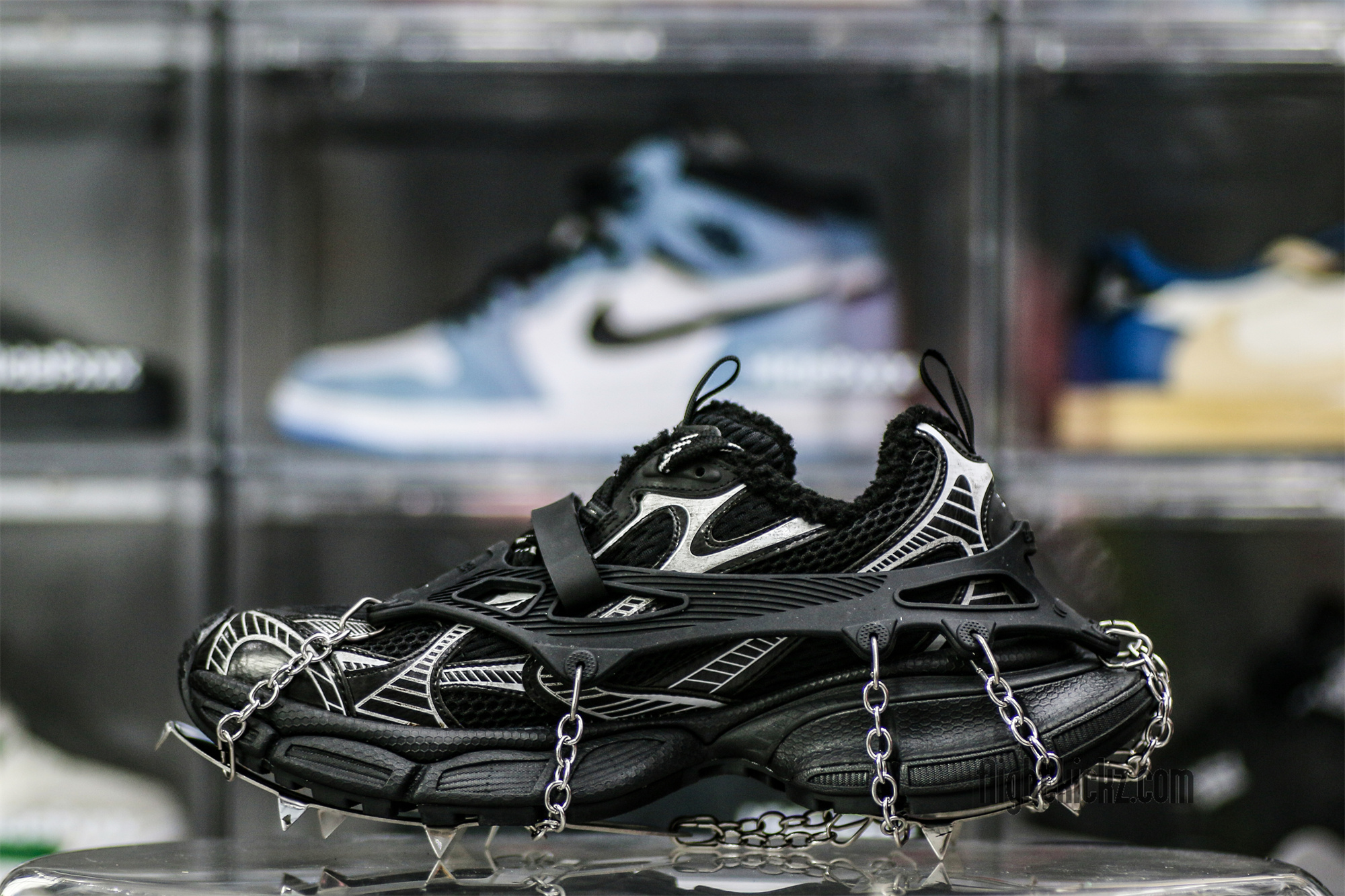 Balenciag* 3XL Ski Sneaker in Black ((Removable footwear chains) )