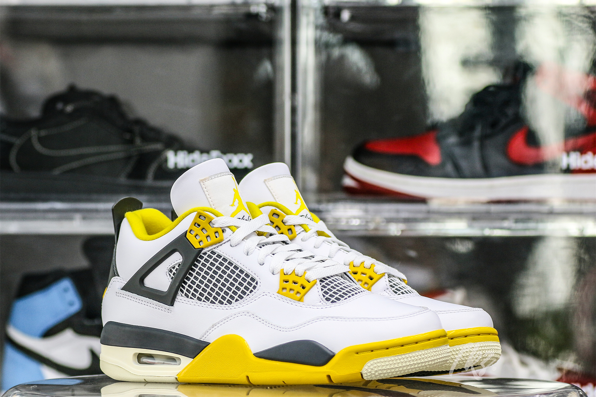 Air Jordan 4 “Vivid Sulfur” 2024 (Ln5 A1)