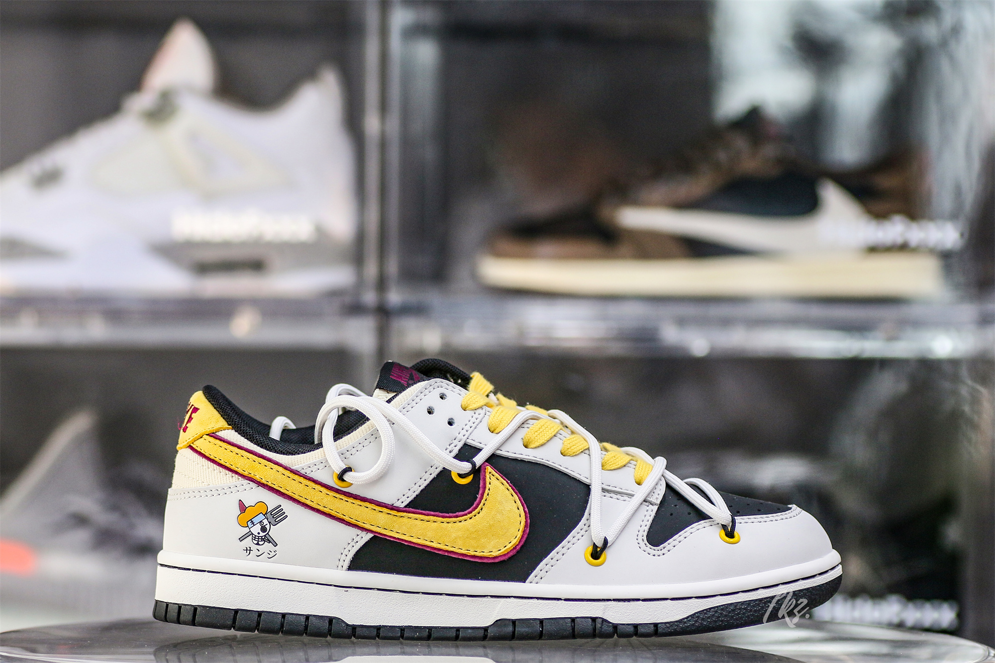 Otomo Katsuhiro x Nike Dunk One Piece Luffy White Yellow