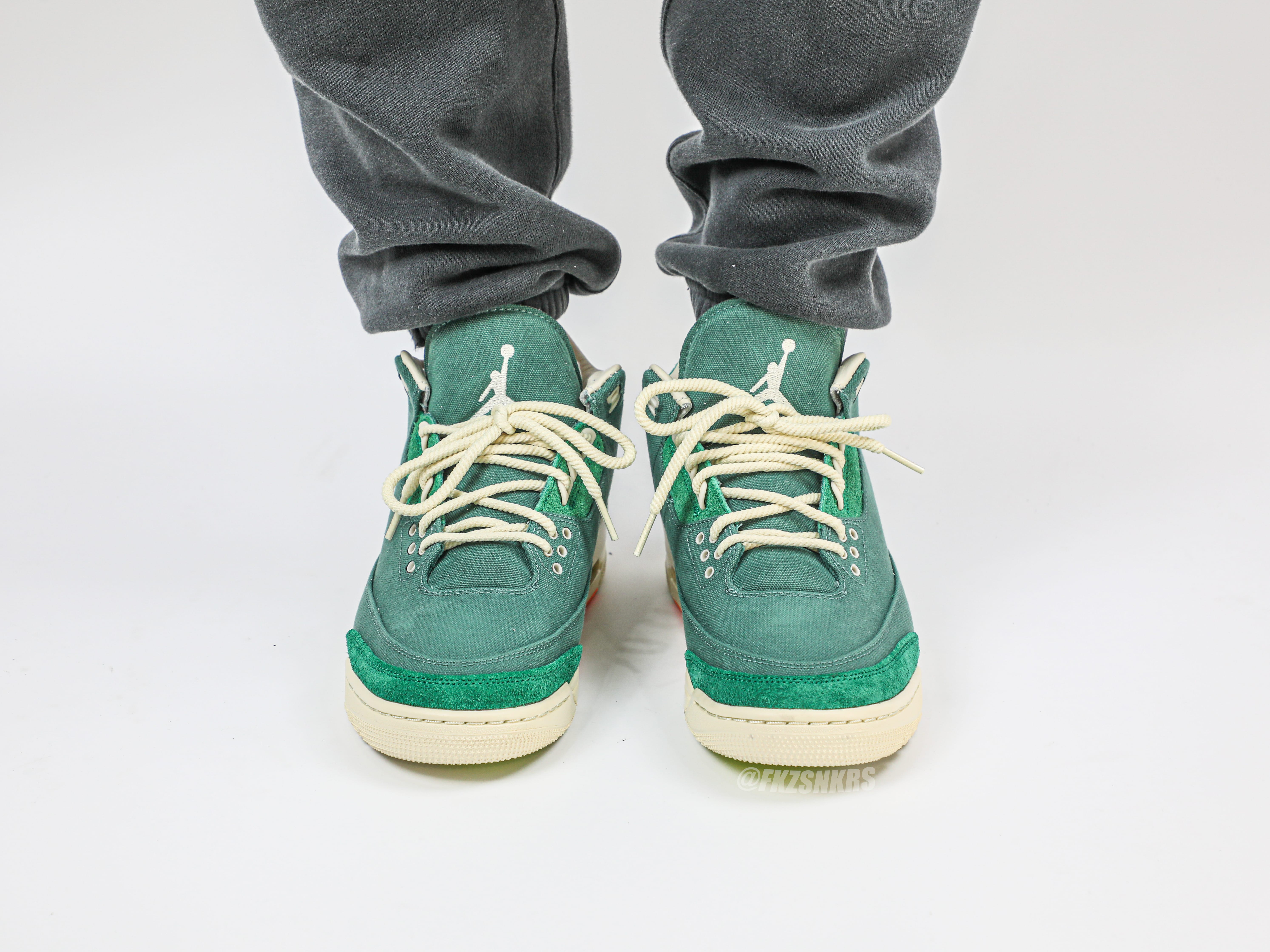 Nina Chanel Abney X Wmns Jordan 3 Retro SP Bicoastal