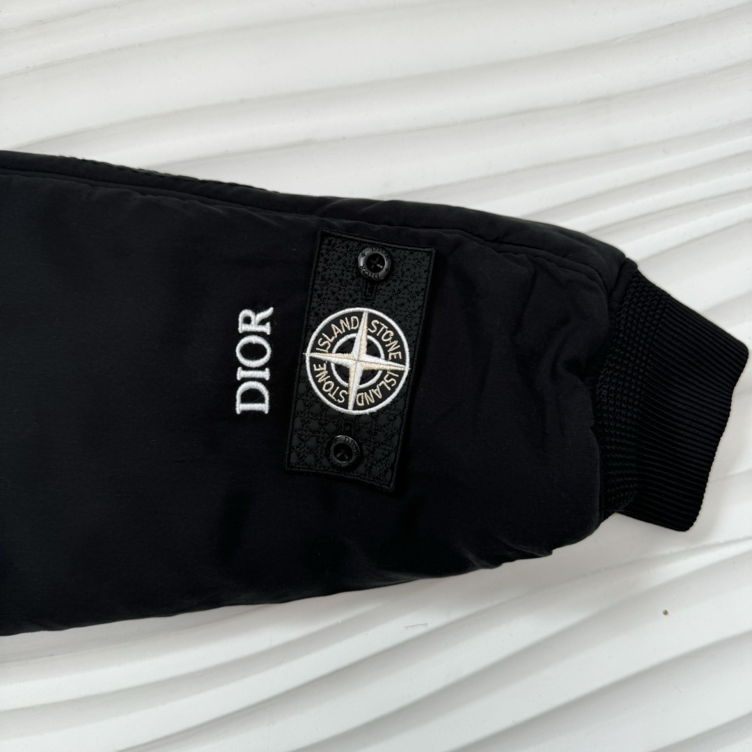 Stone 1Sland &Dio Early Fall Starburst Compass Flight Jacket