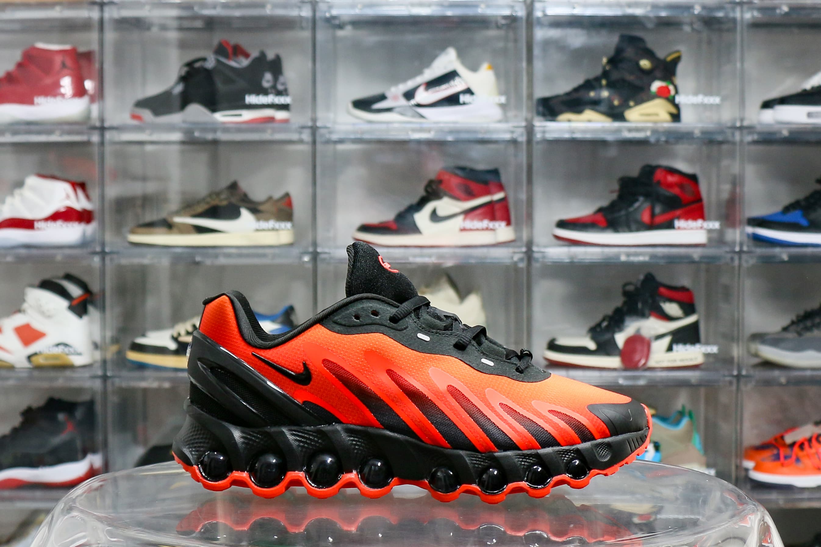 Nike Air Max Dn8 Orange Black (2025)