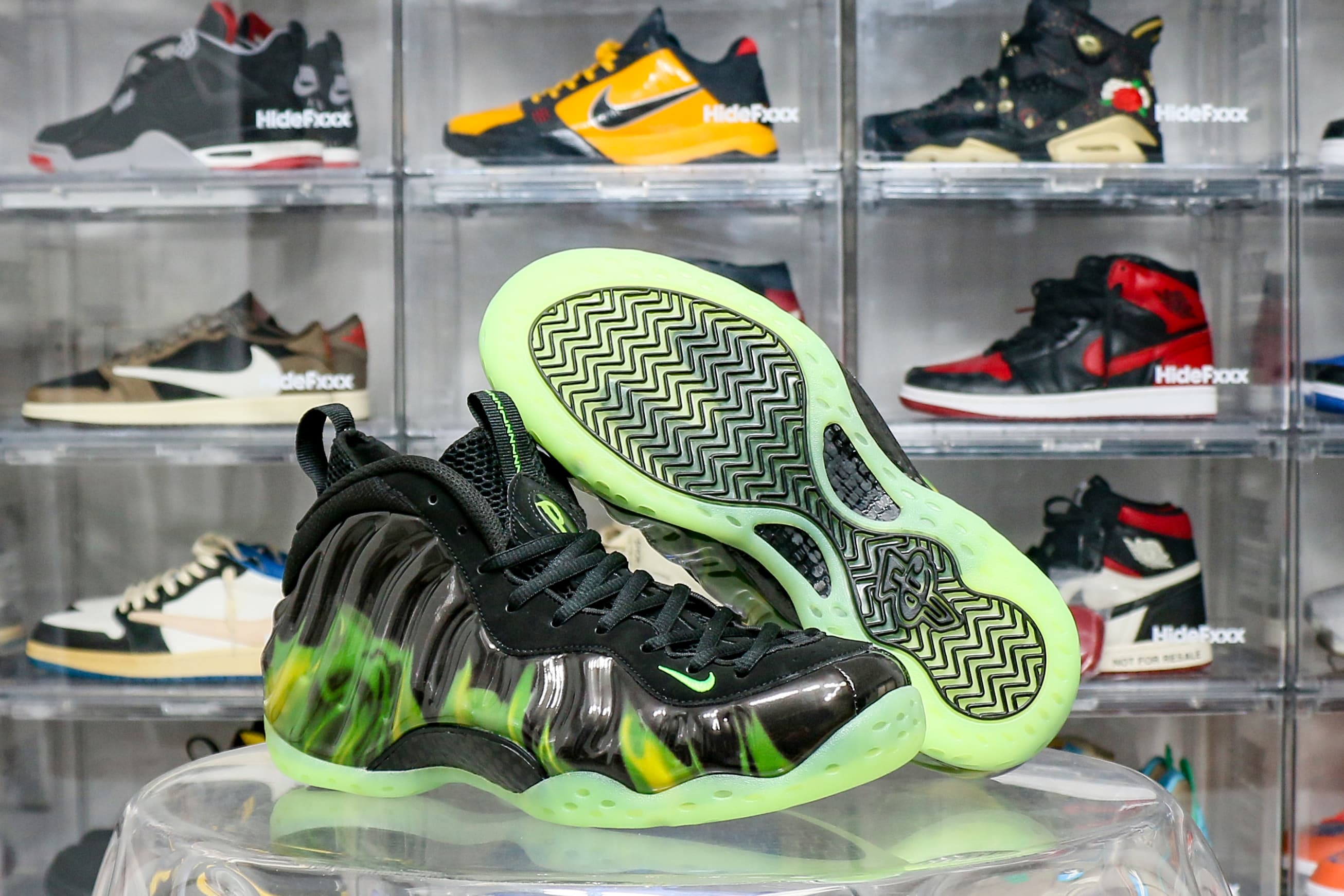 Nike Air Foamposite One Paranorman