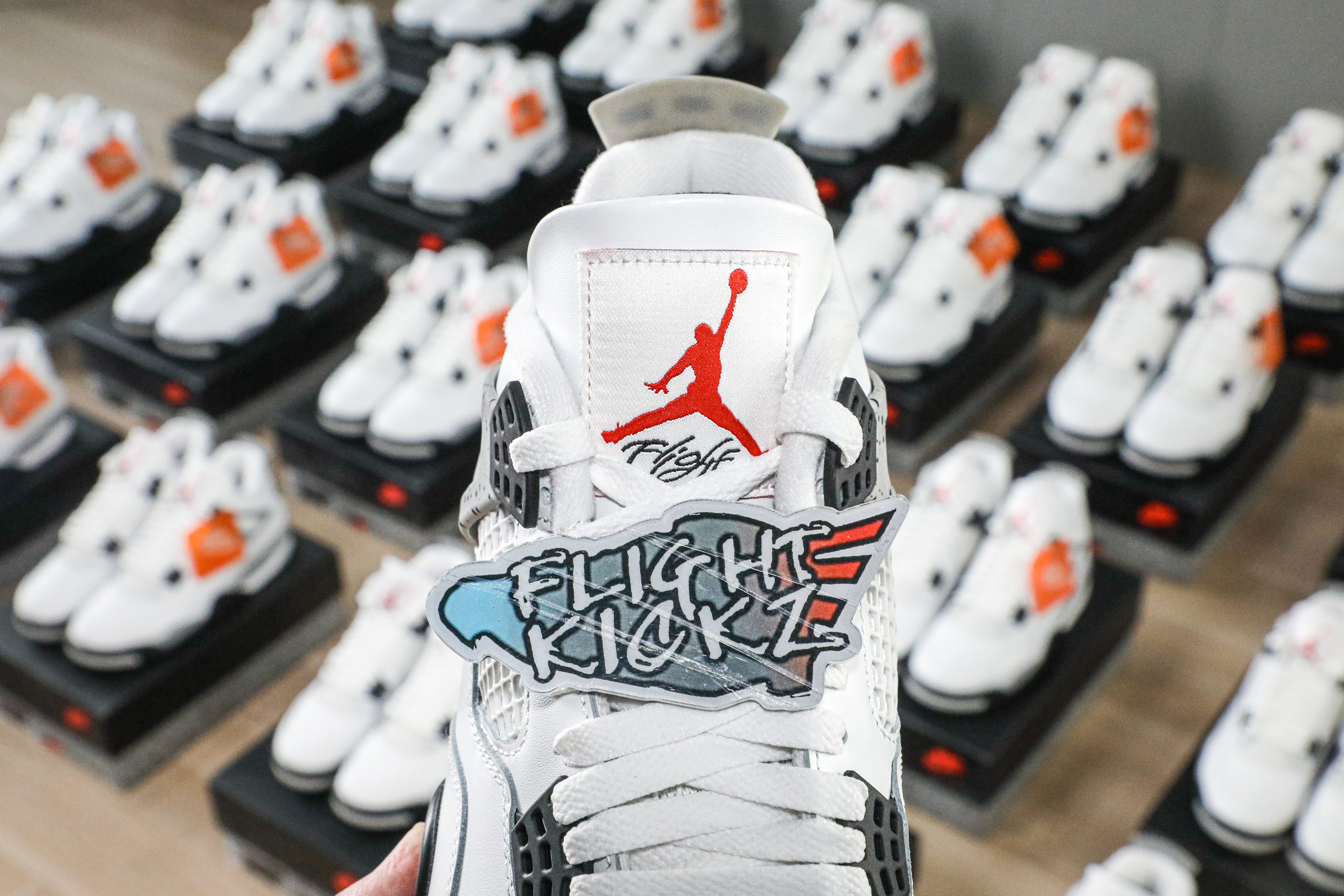 Air Jordan 4 Retro OG ‘White Cement’ 2025 (Ln5 A1)